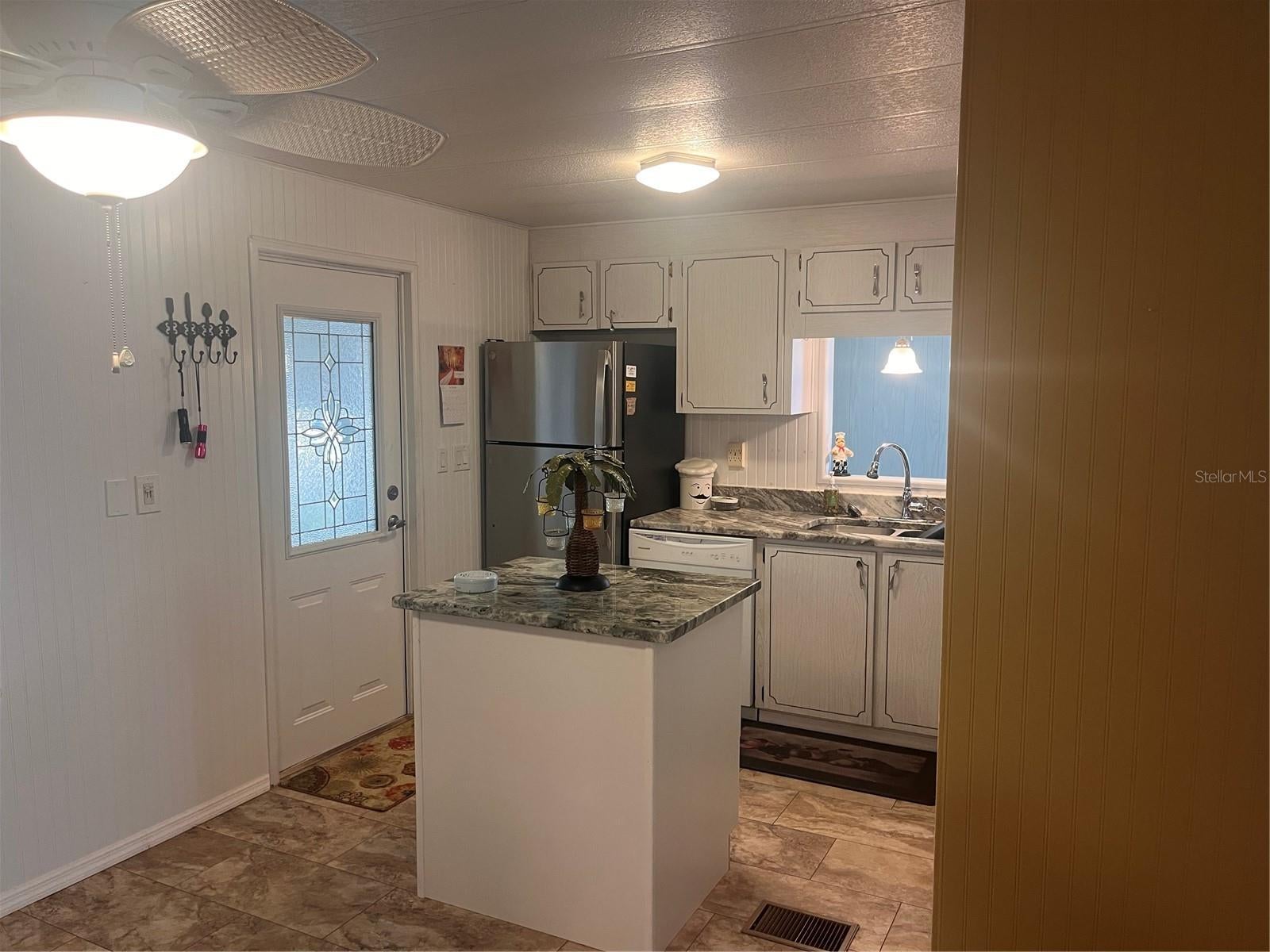 5316 53 Ave #Q 116, Bradenton, FL 34203 photo