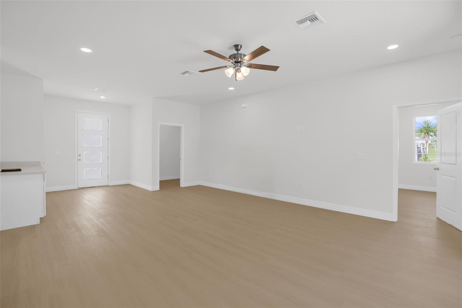 13311 Midway Ave, Astatula, FL 34705 photo
