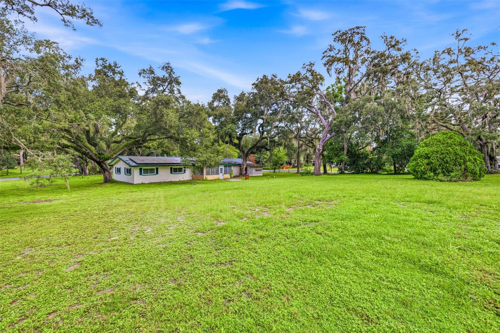 34746 Gardenia Way, Dade City, FL 33523 photo