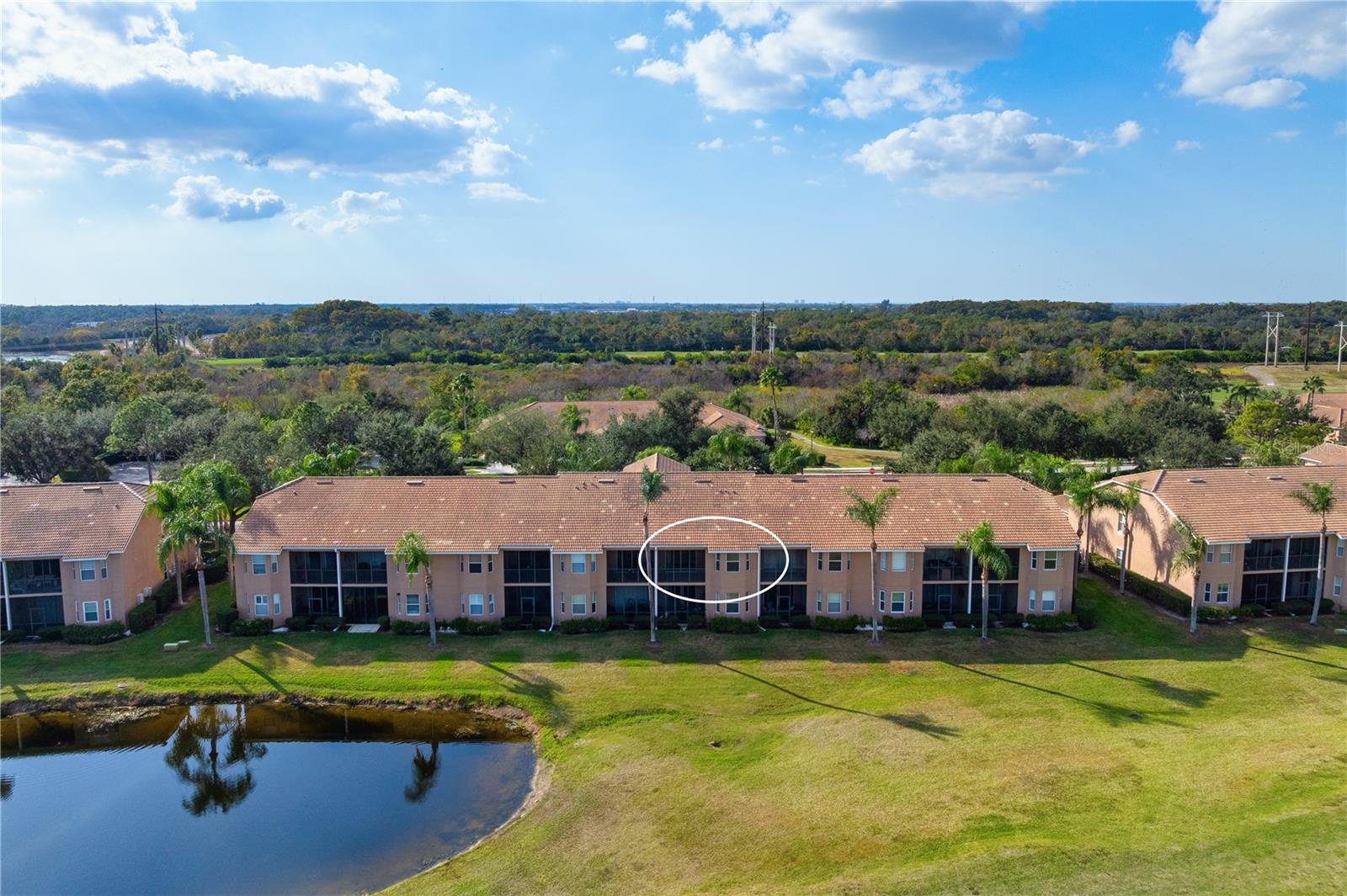 915 Fairwaycove Ln, Bradenton, FL 34212
