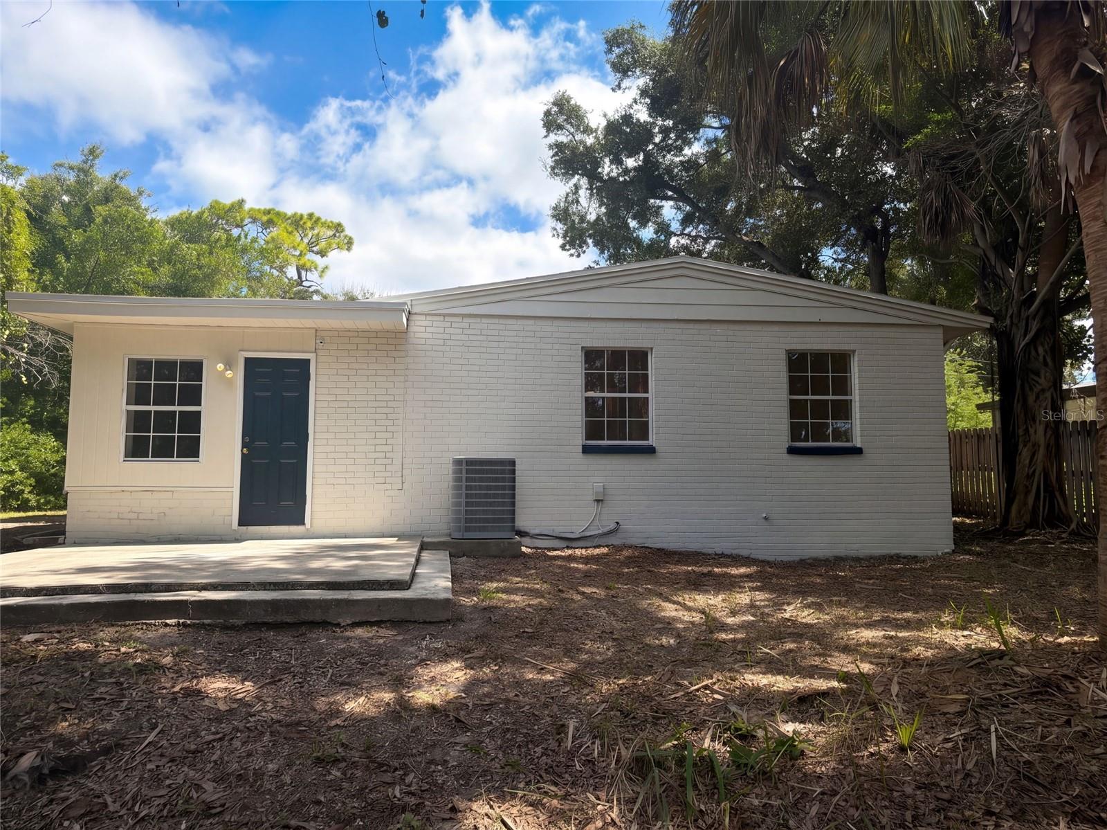 1610 Stevensons Dr, Clearwater, FL 33755 photo