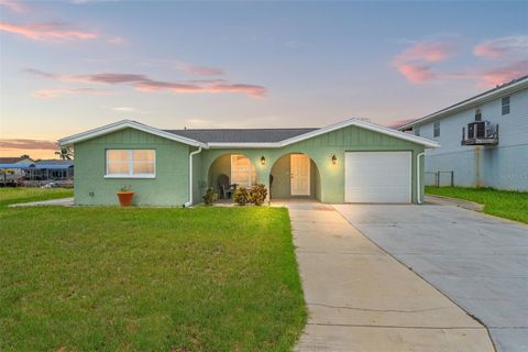 Single Family Residence in HUDSON FL 7401 ISLANDER LANE.jpg