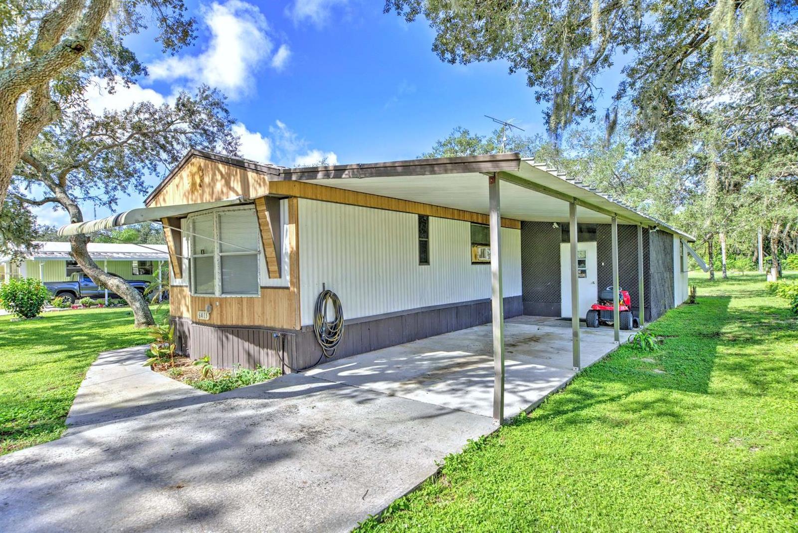 6413 Orchard Ave, Sebring, FL 33876 photo
