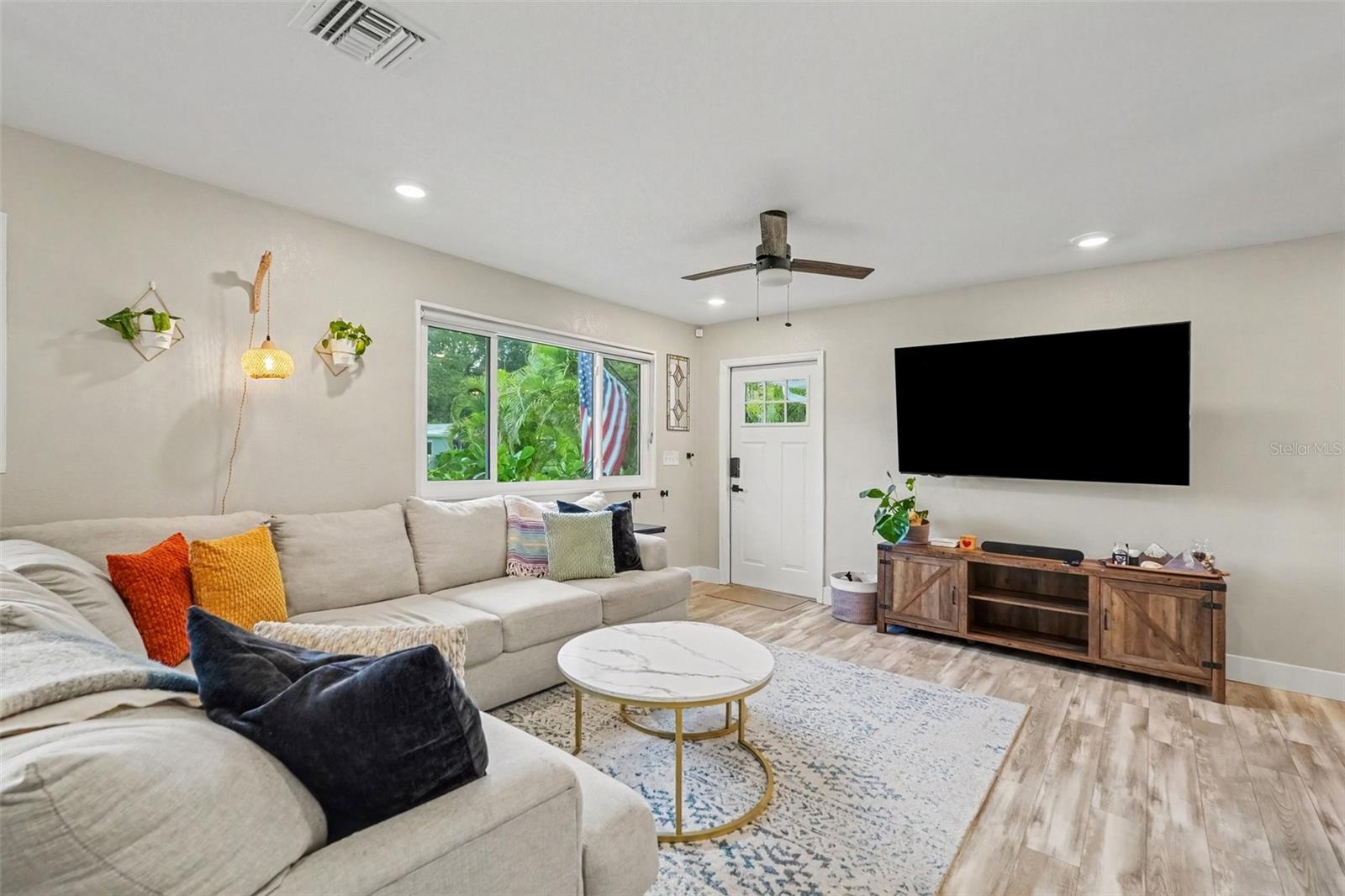 4436 W Trilby Ave, Tampa, FL 33616 photo