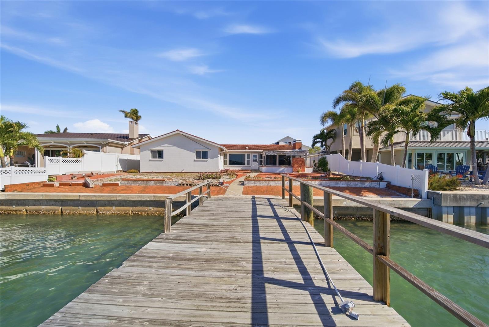 4 Bellevue Dr, Treasure Island, FL 33706 photo