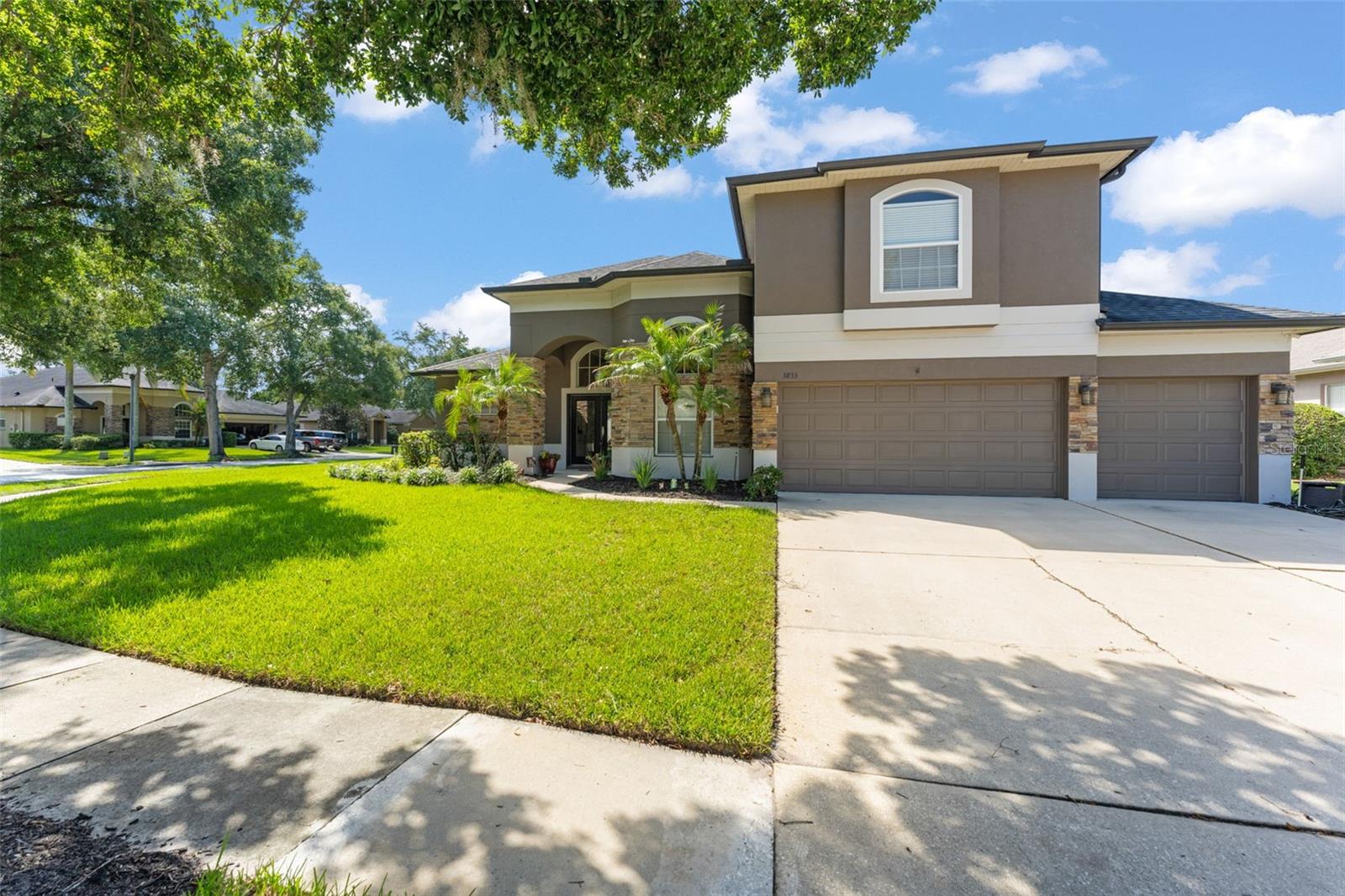 3833 Emerald Estates Cir, Apopka, FL 32703
