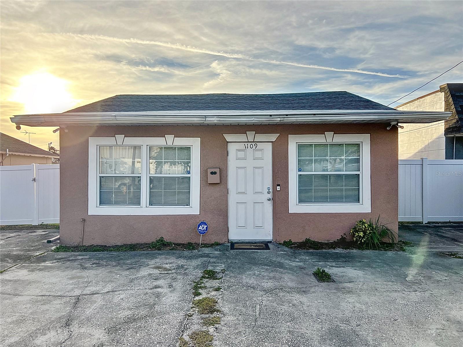 1109 5 St, Winter Haven, FL 33880 photo