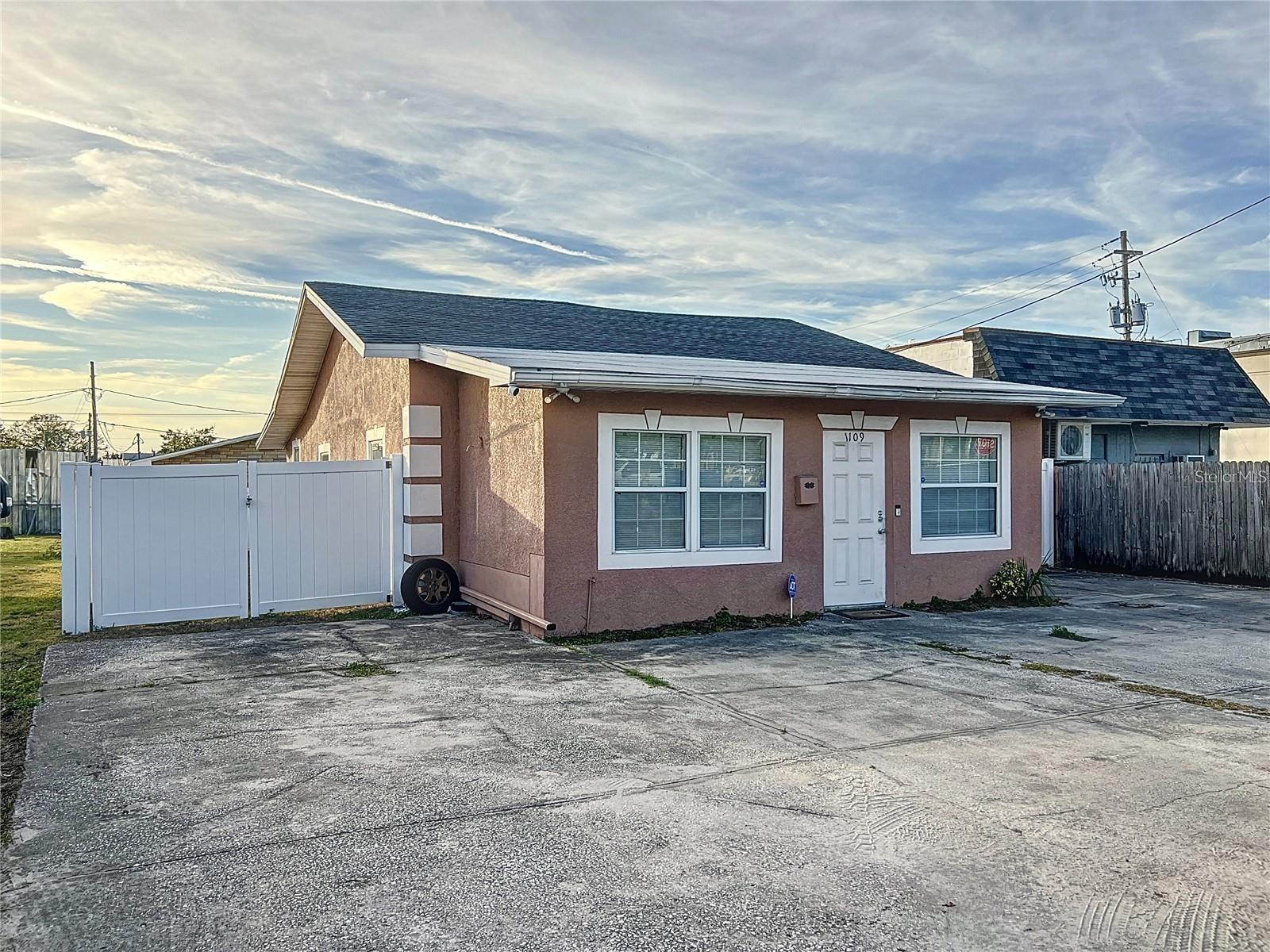 1109 5 St, Winter Haven, FL 33880 photo