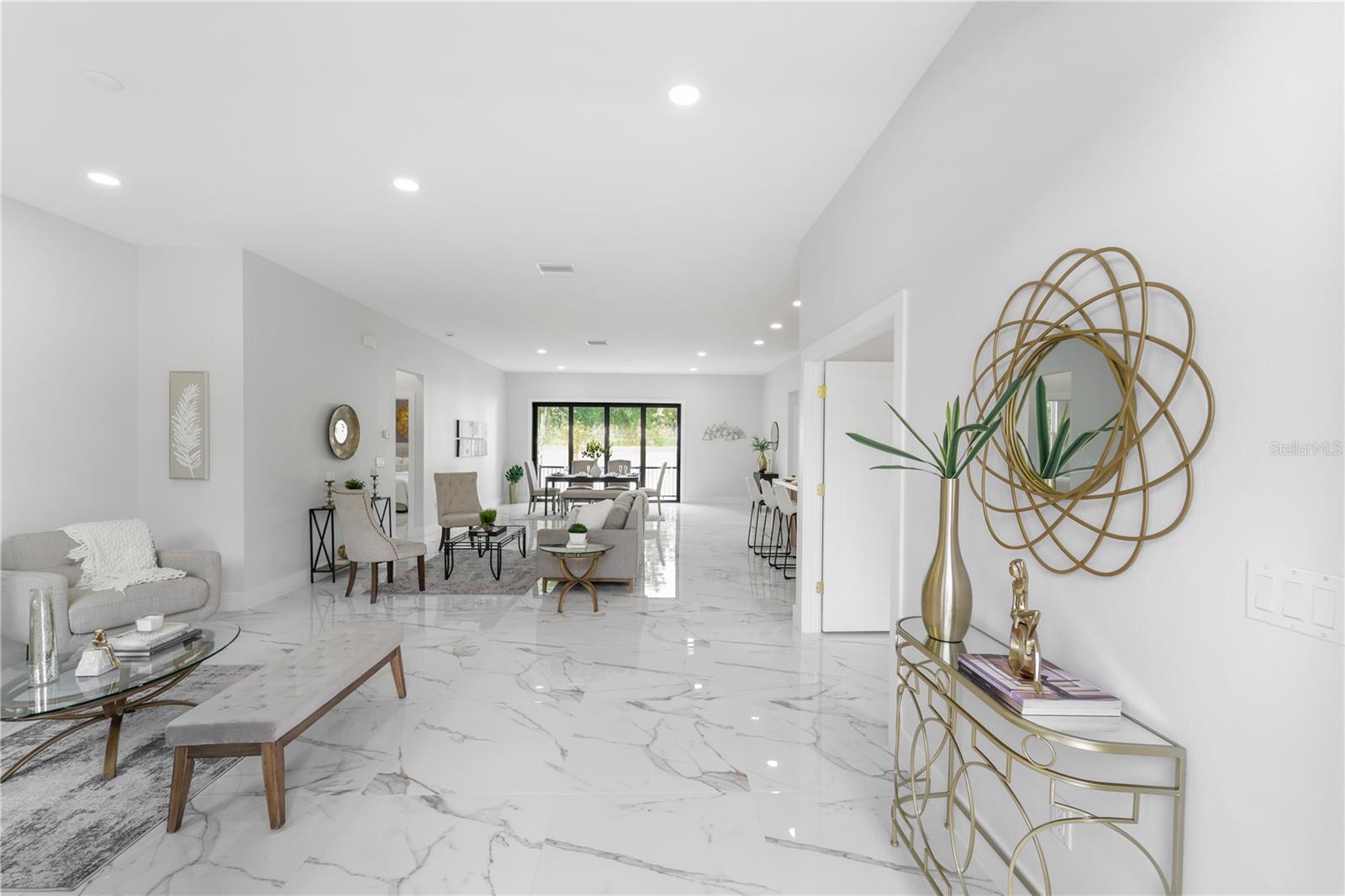 8326 June St, Tampa, FL 33615 photo