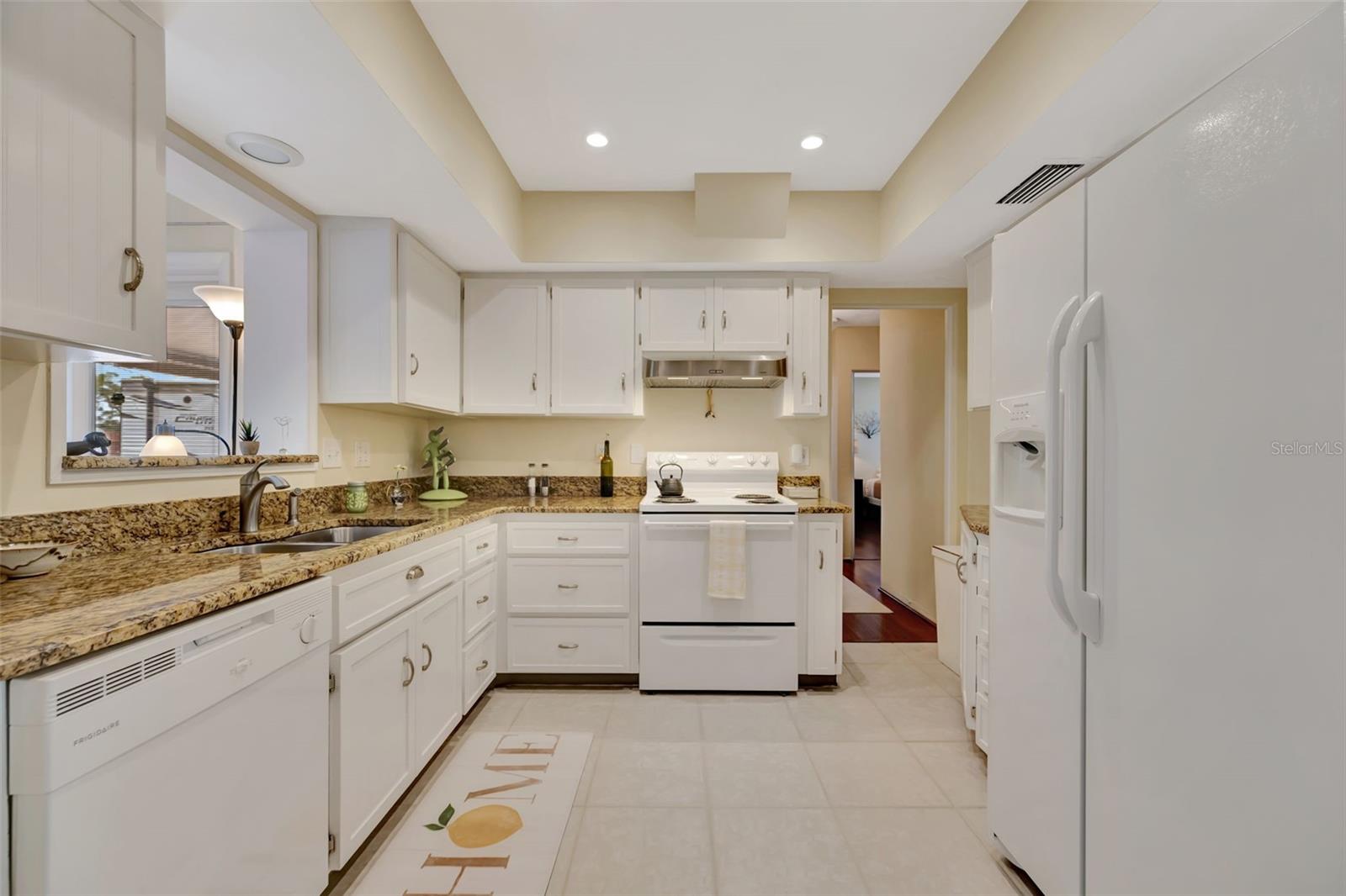 130 59 St, Bradenton, FL 34209 photo