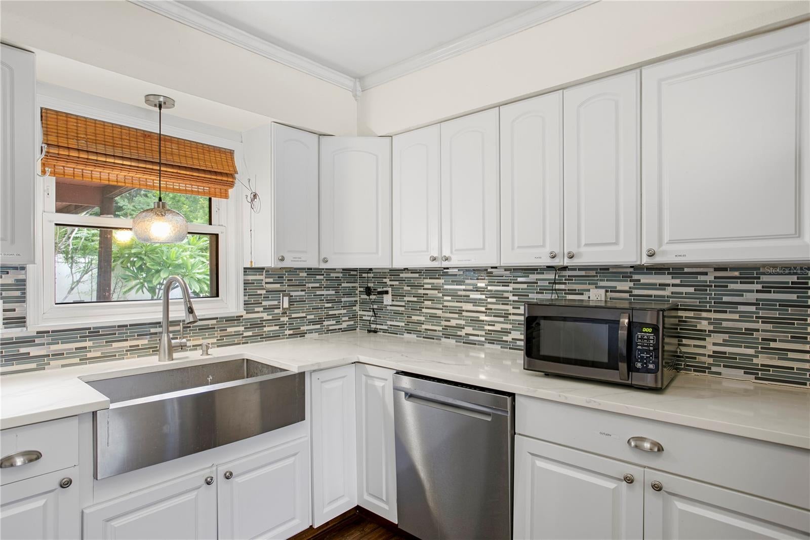9201 86 Ave, Seminole, FL 33777 photo