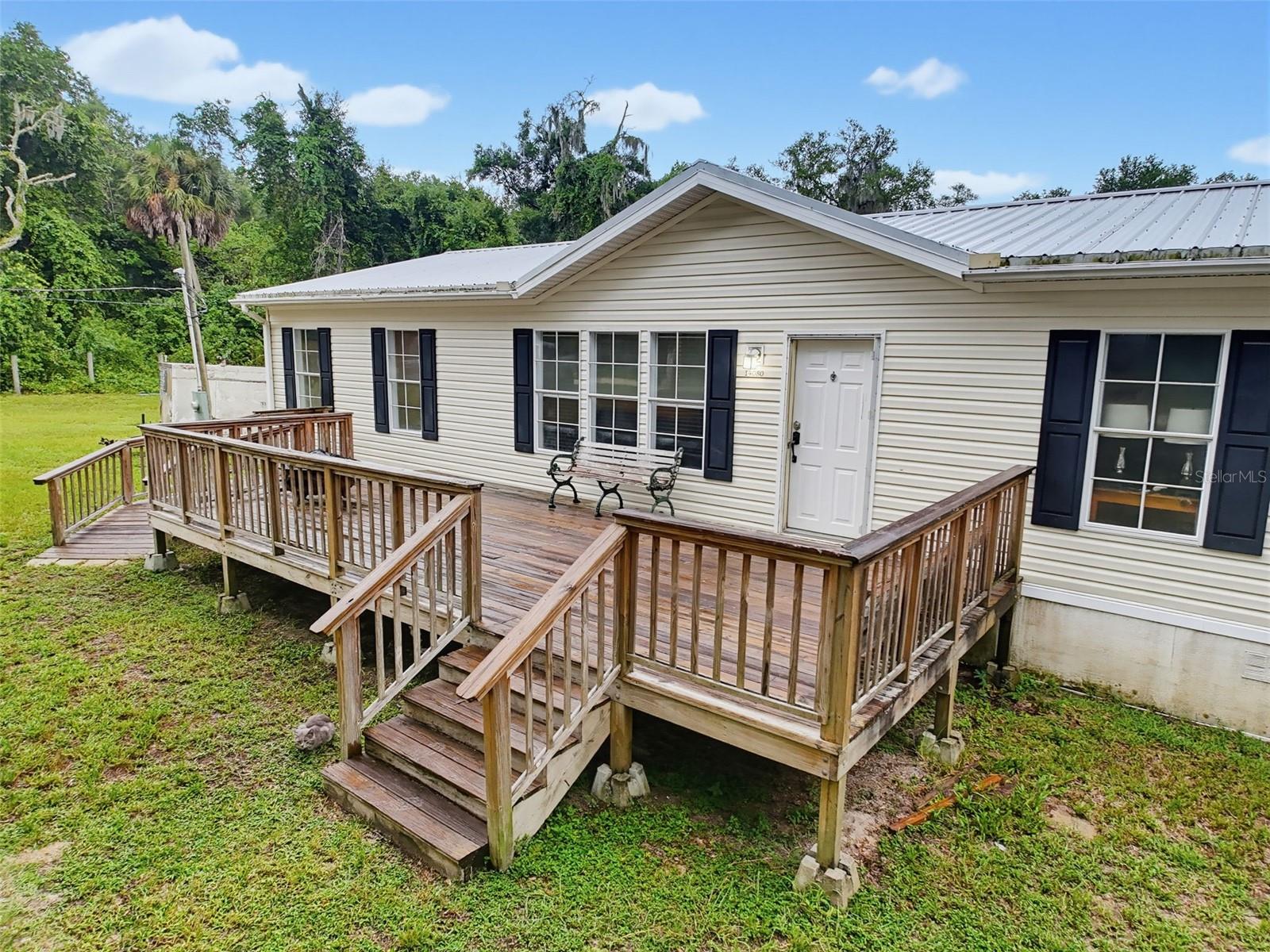 14080 SE 122 Lane Rd, Ocklawaha, FL 32179 photo
