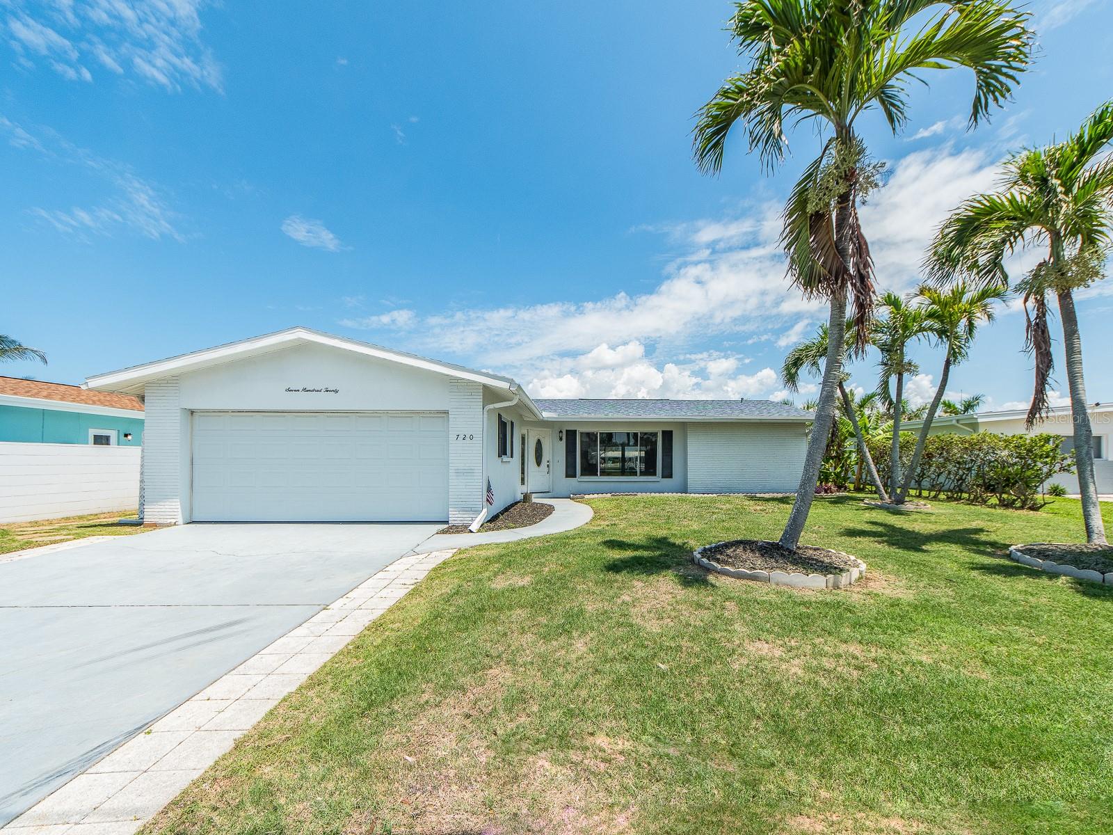 720 115 Ave, Treasure Island, FL 33706