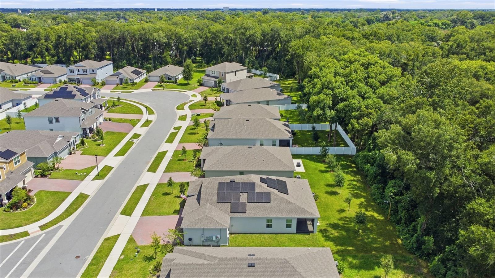 1656 Andover Ridge Dr, Deland, FL 32720 photo