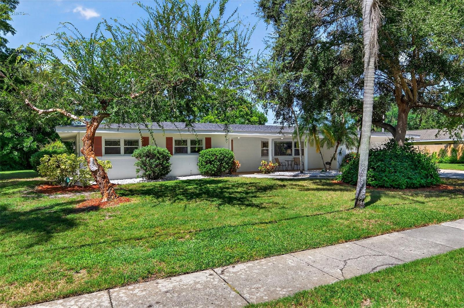 4808 Riverwood Ave, Sarasota, FL 34231 photo