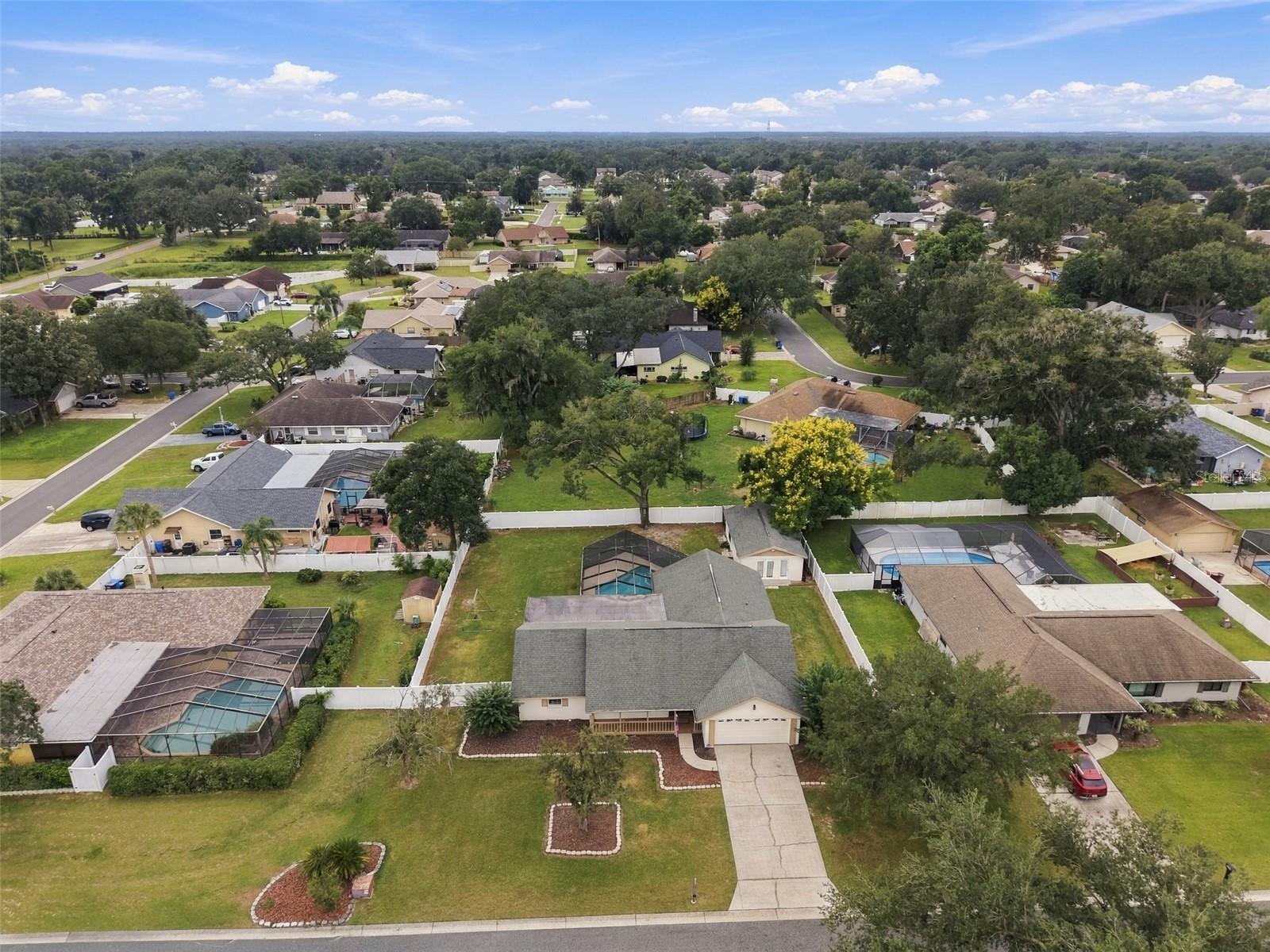 4534 Mohican Trl, Valrico, FL 33594 photo
