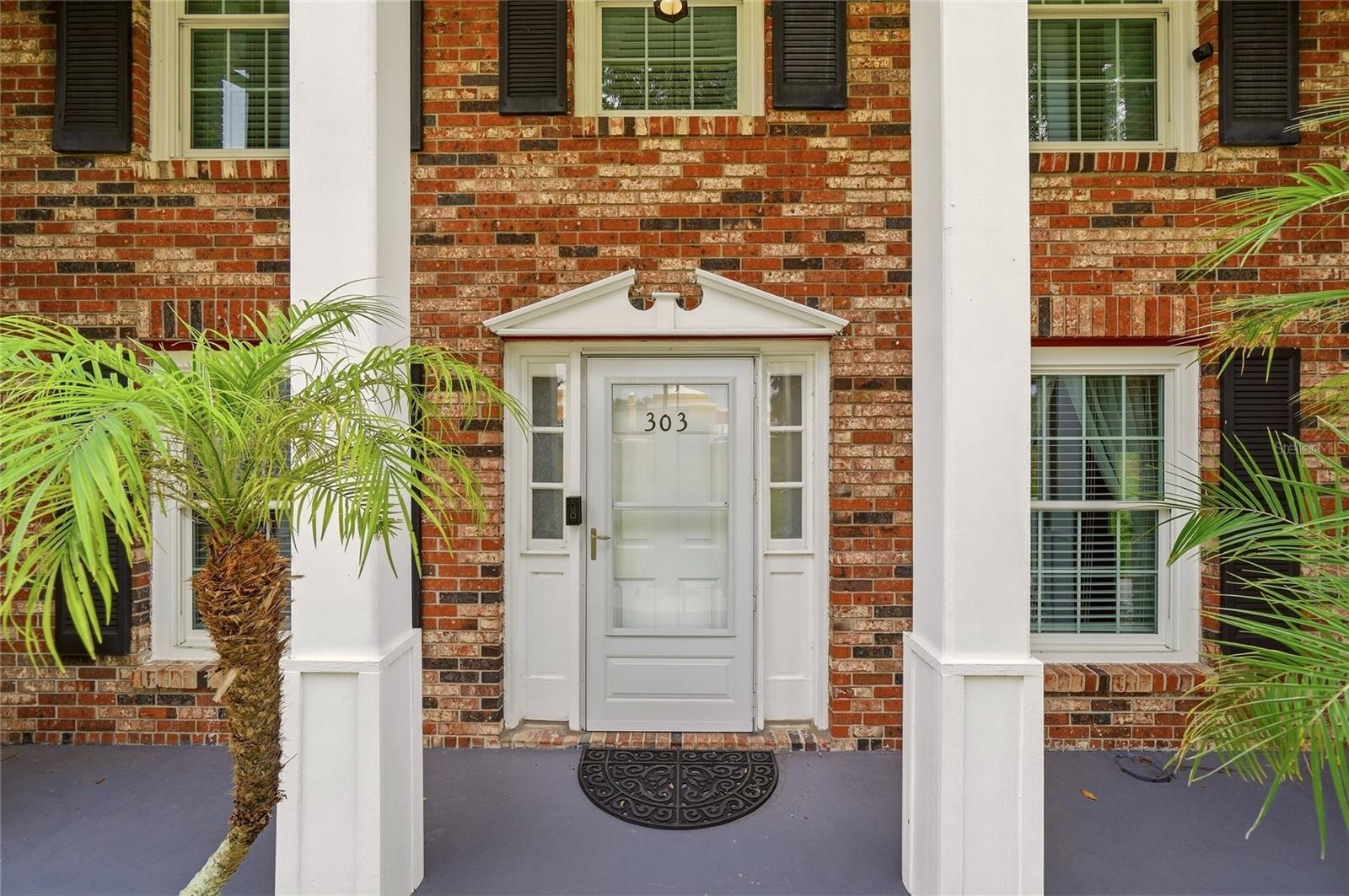 5850 Cypress Gardens Blvd #303, Winter Haven, FL 33884 photo