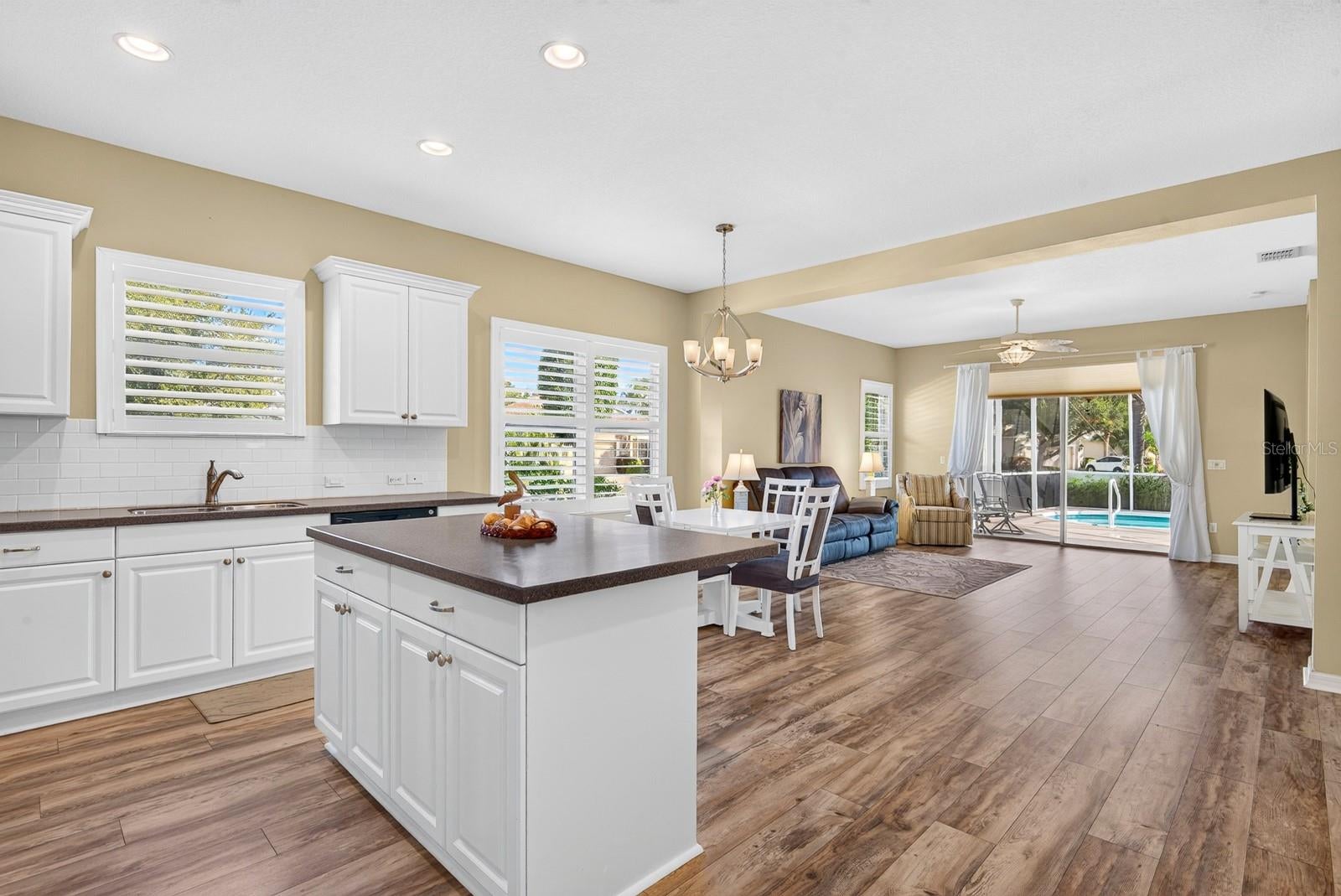 1475 Blue Horizon Cir, Bradenton, FL 34208 photo