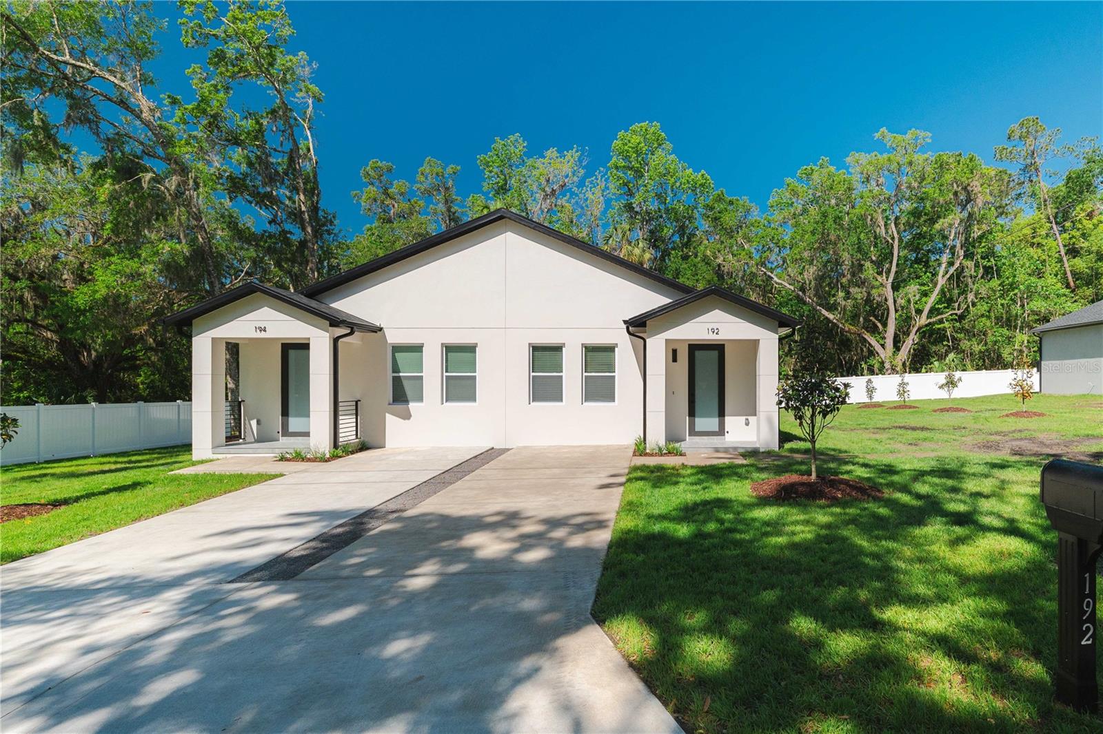 192 194 Lemon Ave, Brooksville, FL 34601
