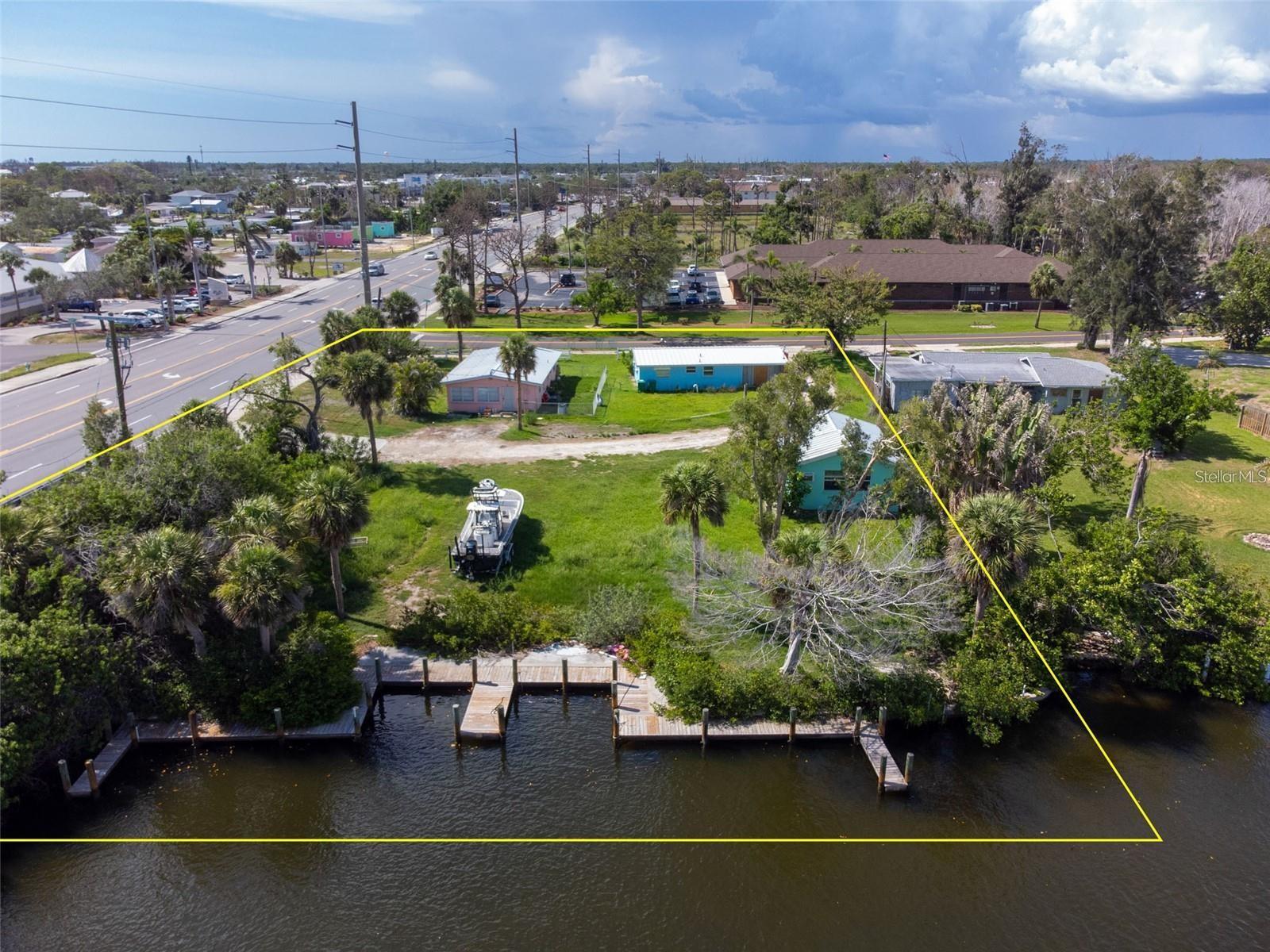 1695 Manor Rd, Englewood, FL 34223 photo
