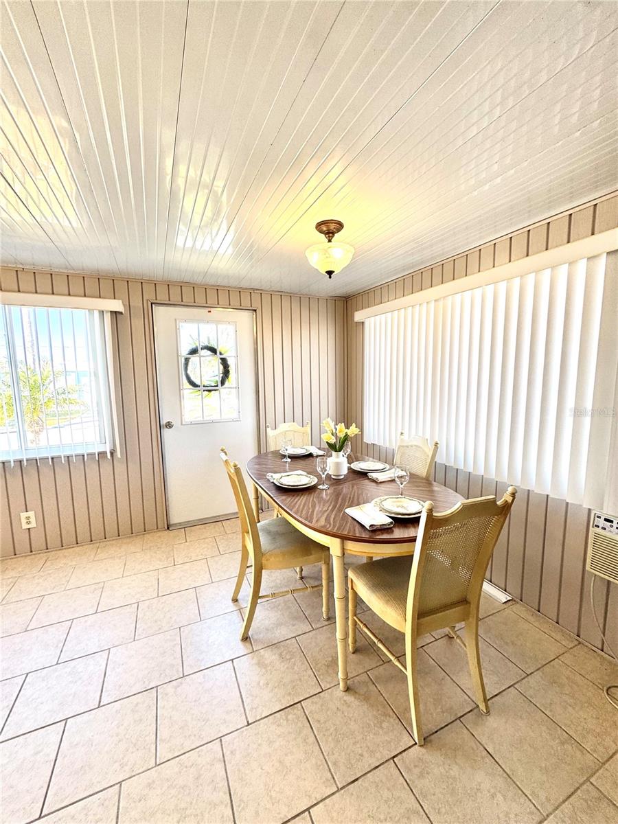 340 Peace Mnr, Palmetto, FL 34221 photo