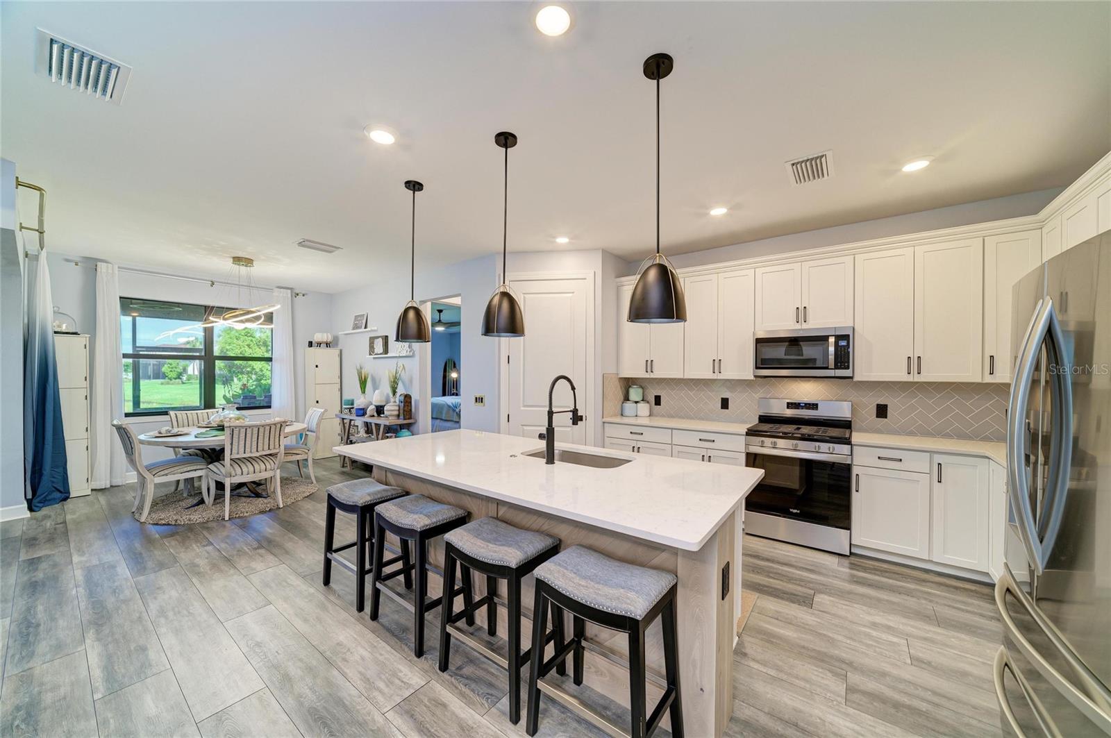 7683 Summerland Cv, Lakewood Ranch, FL 34202 photo