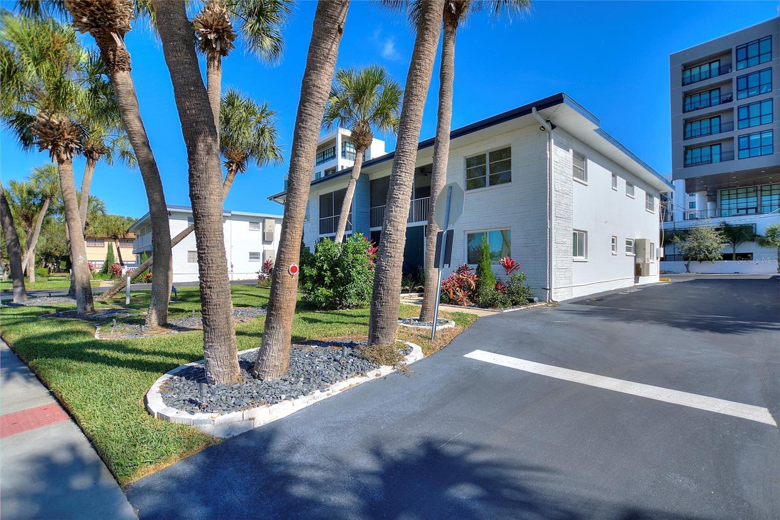 4300 37 St, Saint Petersburg, FL 33711
