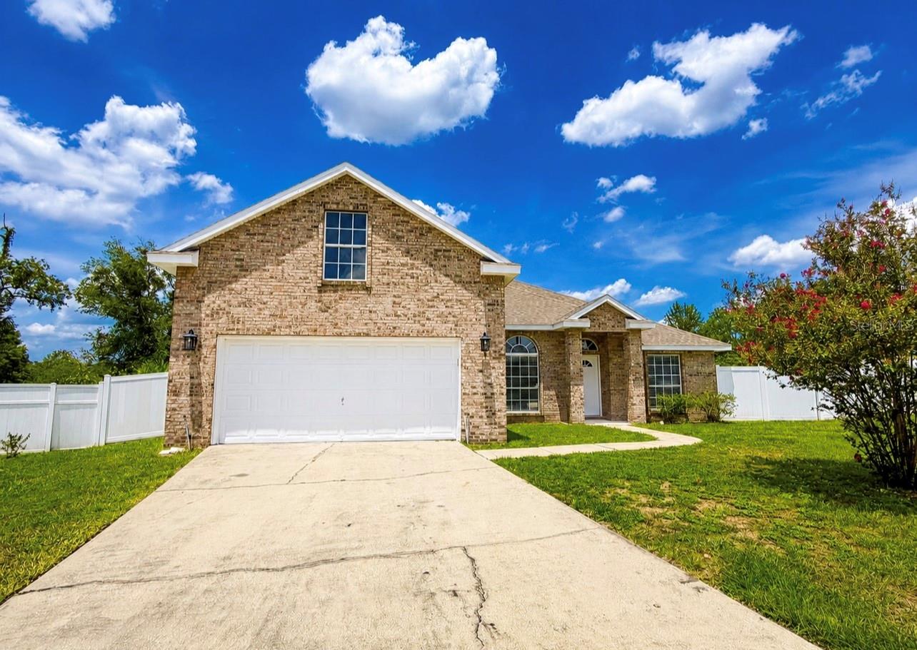 3276 Woodglen Dr, Orange Park, FL 32065