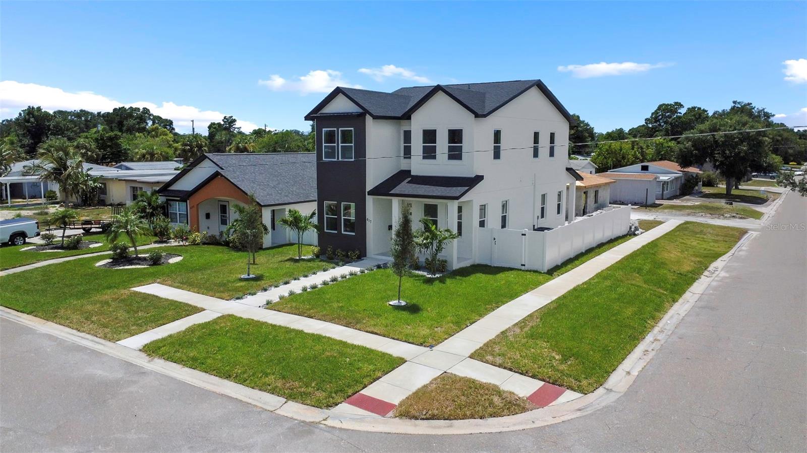617 Folsom St, Saint Petersburg, FL 33707