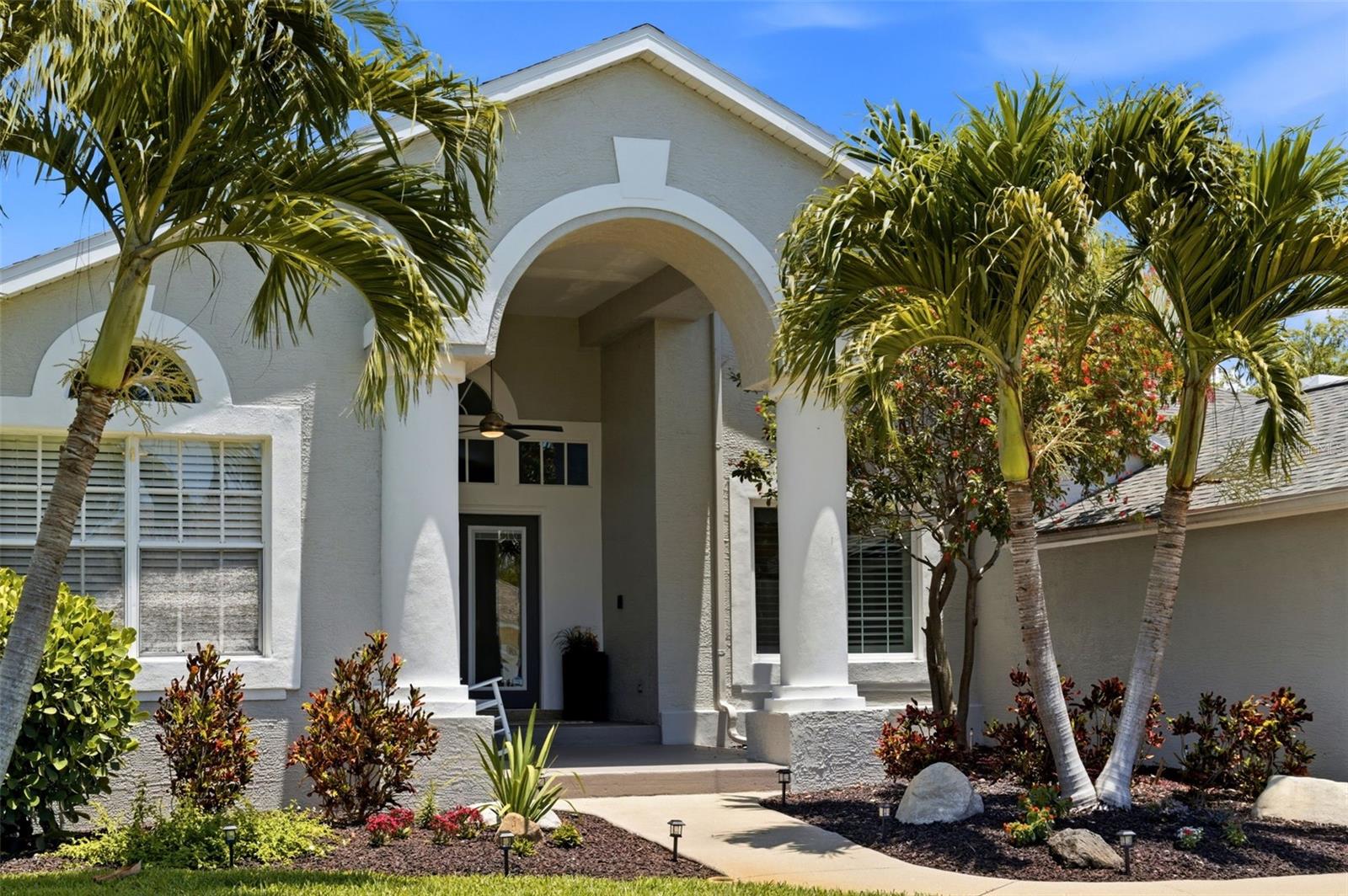 631 De Soto Dr, Tierra Verde, FL 33715
