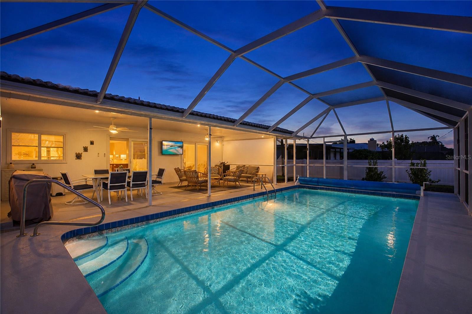 302 Degas Dr, Nokomis, FL 34275 photo