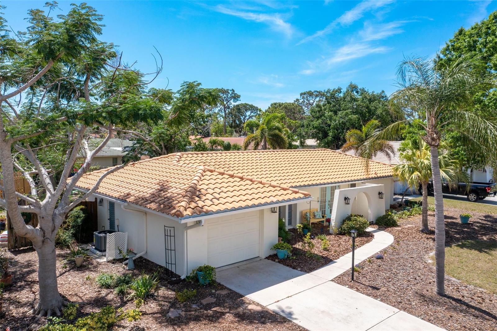 Single Family Residence in SARASOTA FL 7542 SWANSON LANE 5.jpg
