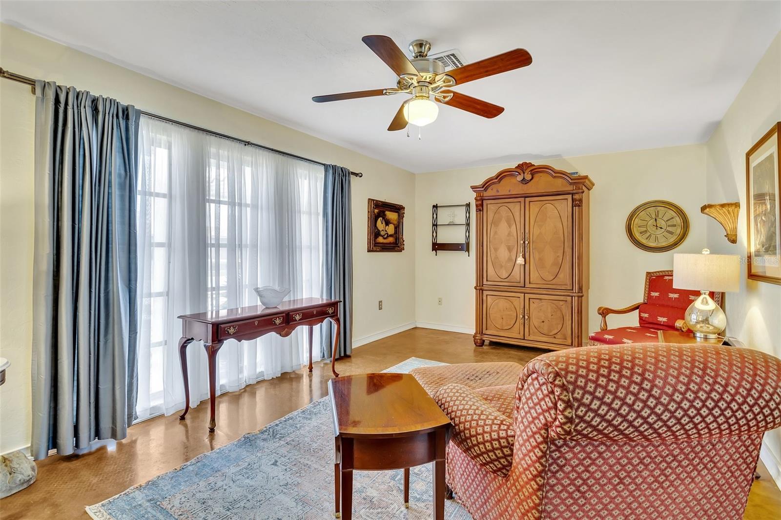 Single Family Residence in SARASOTA FL 7542 SWANSON LANE 8.jpg