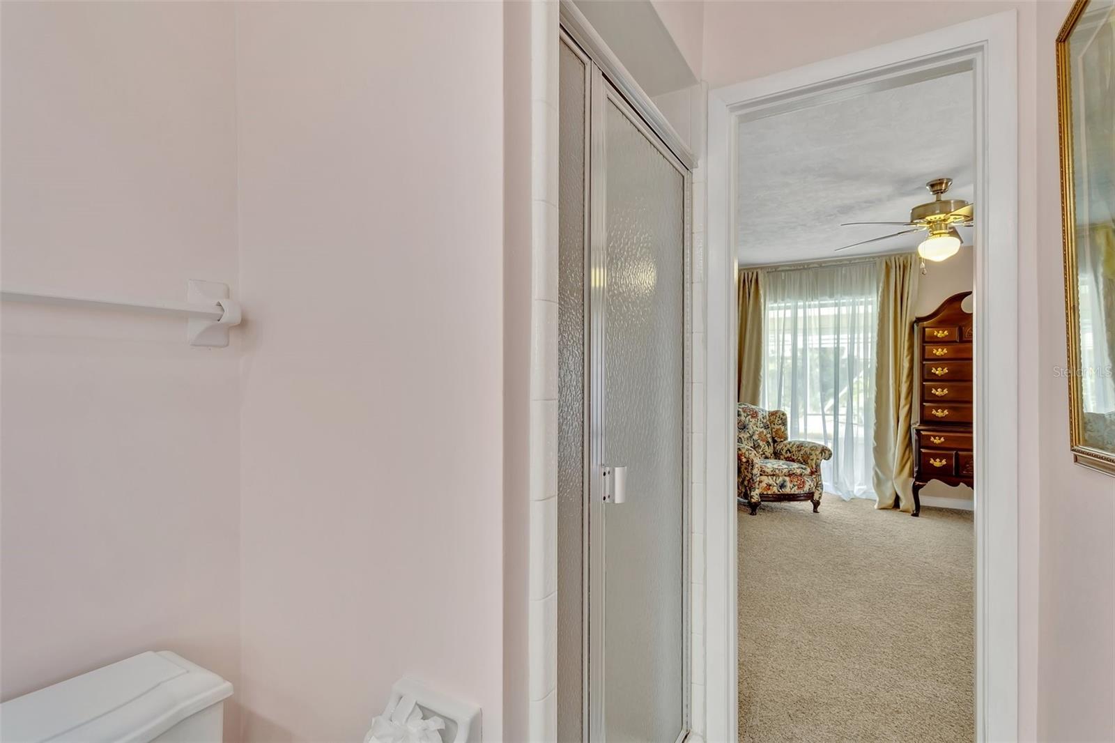 Single Family Residence in SARASOTA FL 7542 SWANSON LANE 21.jpg