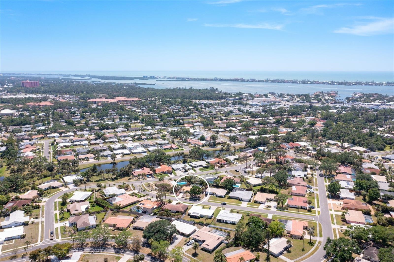 Single Family Residence in SARASOTA FL 7542 SWANSON LANE 2.jpg