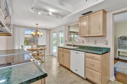 Single Family Residence in SARASOTA FL 7542 SWANSON LANE 12.jpg