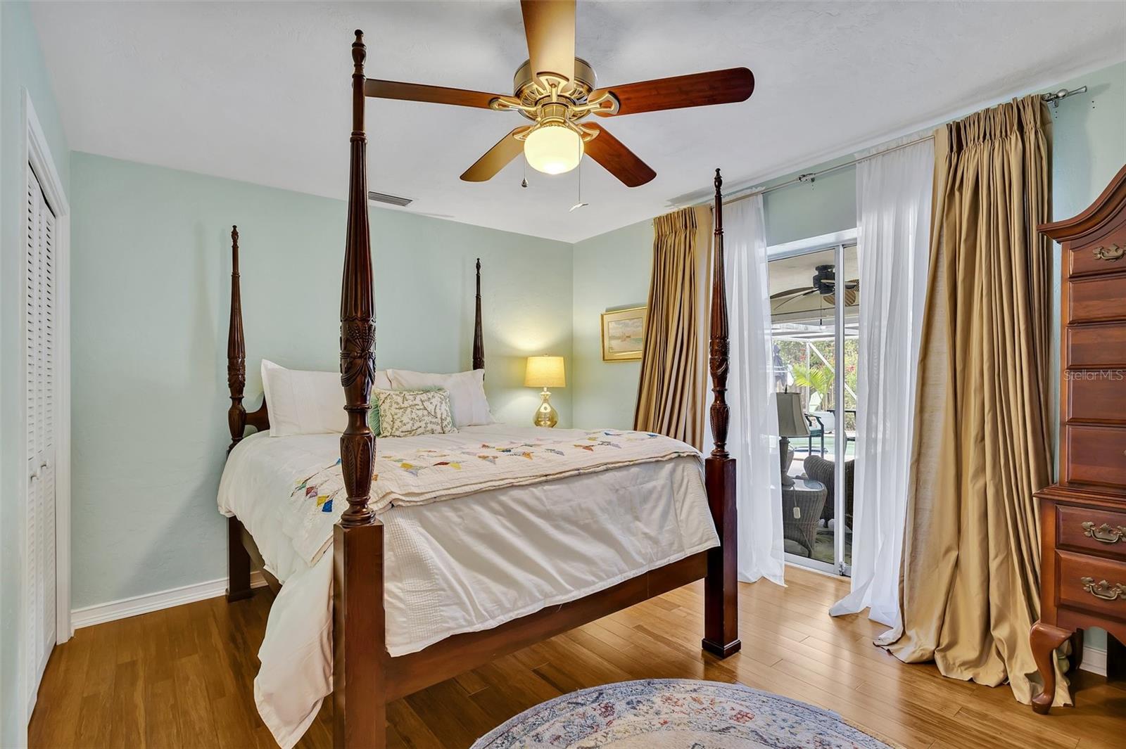 Single Family Residence in SARASOTA FL 7542 SWANSON LANE 22.jpg