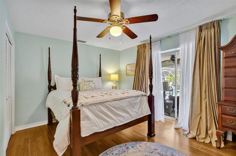 Single Family Residence in SARASOTA FL 7542 SWANSON LANE 22.jpg
