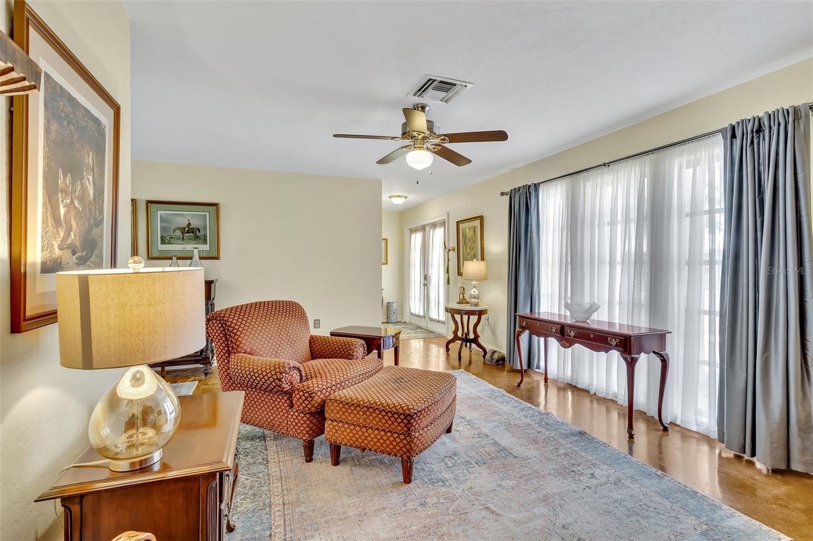 Single Family Residence in SARASOTA FL 7542 SWANSON LANE 9.jpg