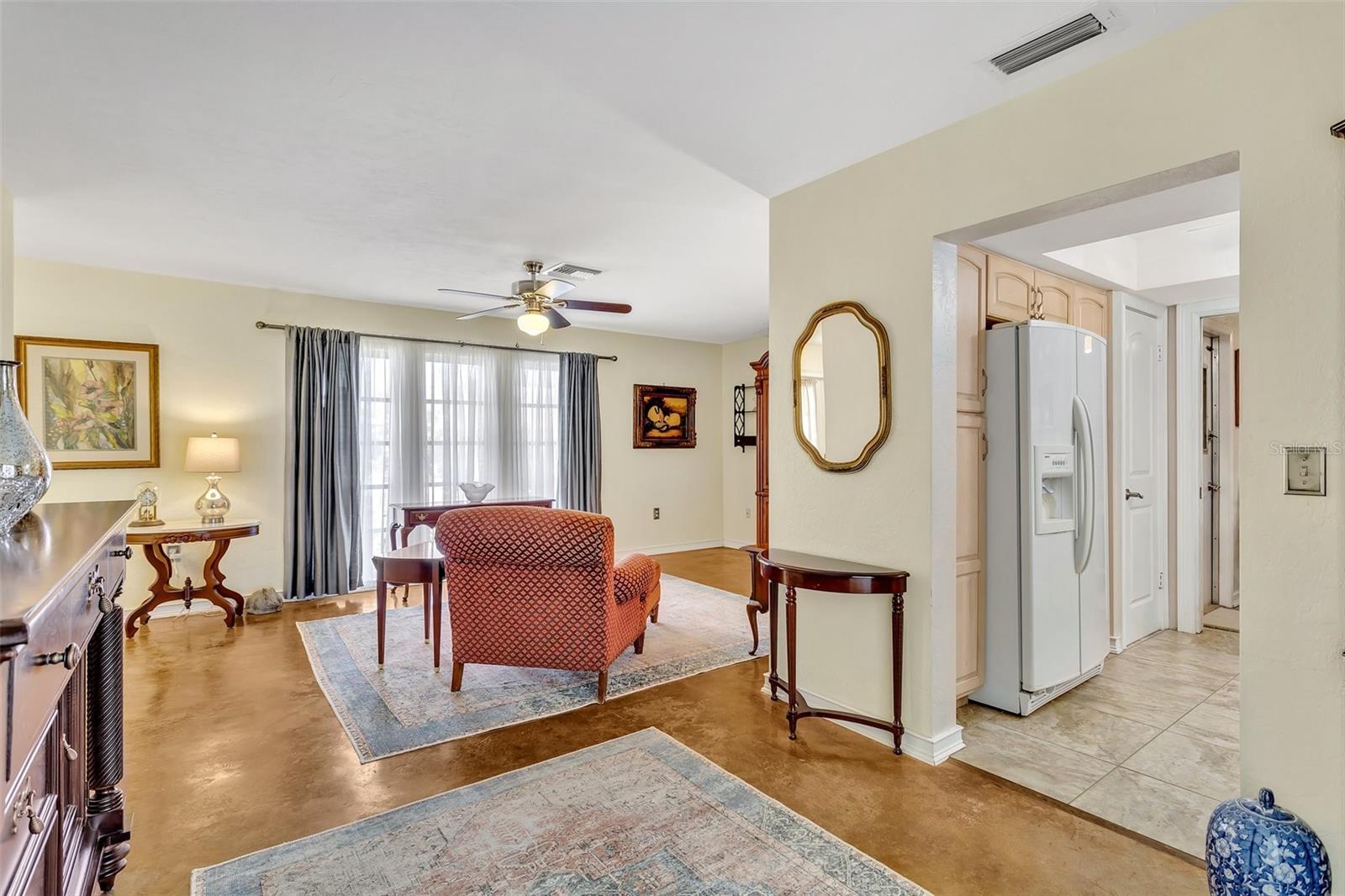 Single Family Residence in SARASOTA FL 7542 SWANSON LANE 10.jpg