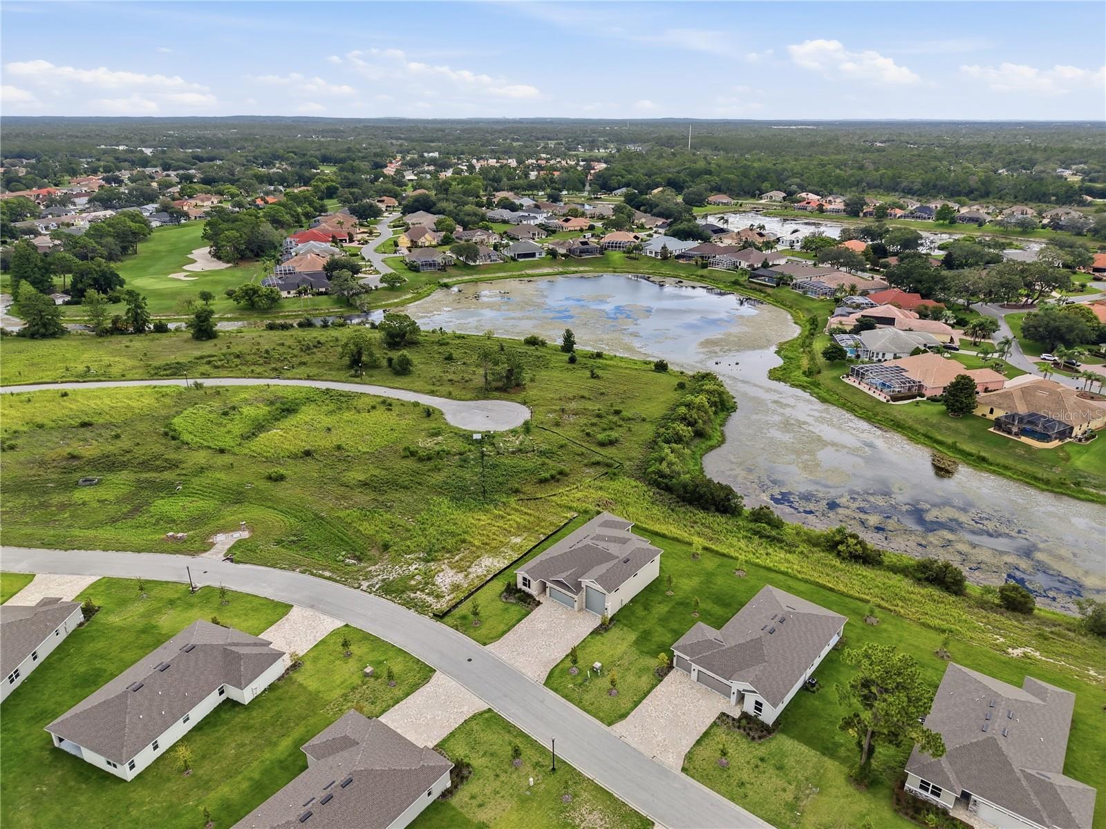 9226 Players Dr, Weeki Wachee, FL 34613 photo