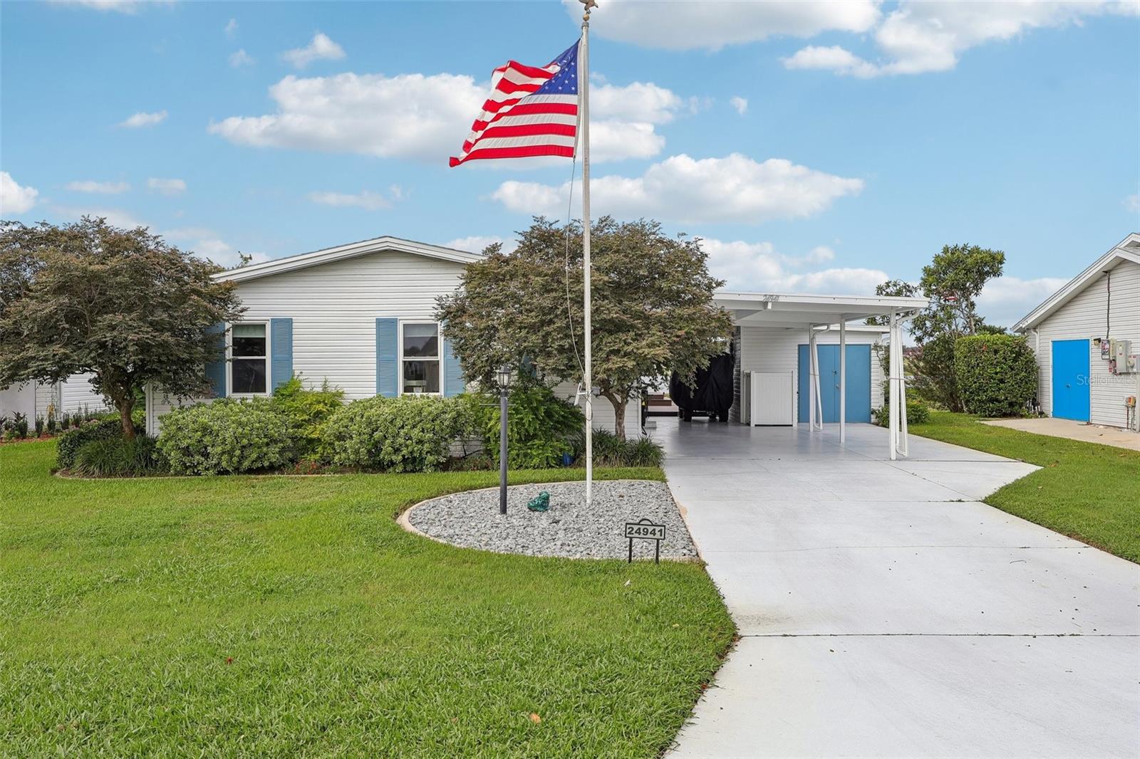 24941 Pine Hl, Leesburg, FL 34748