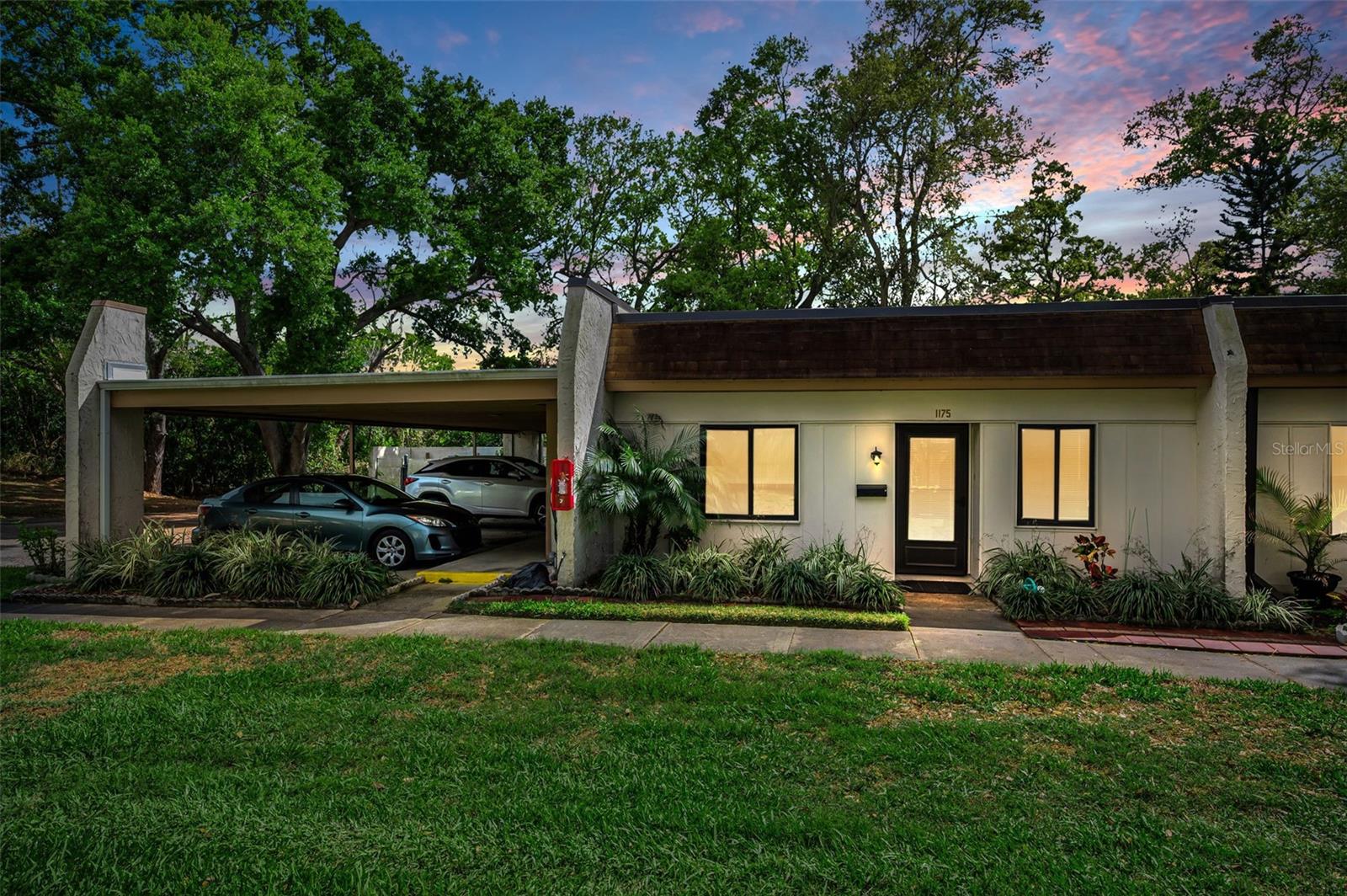 1175 Mission Cir, Clearwater, FL 33759