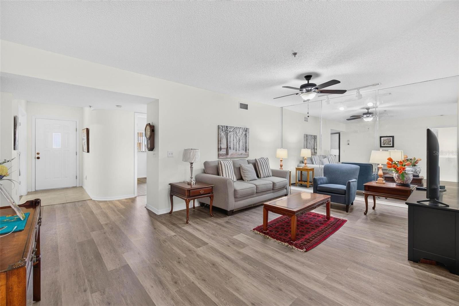 2210 Utopian Dr #203, Clearwater, FL 33763 photo