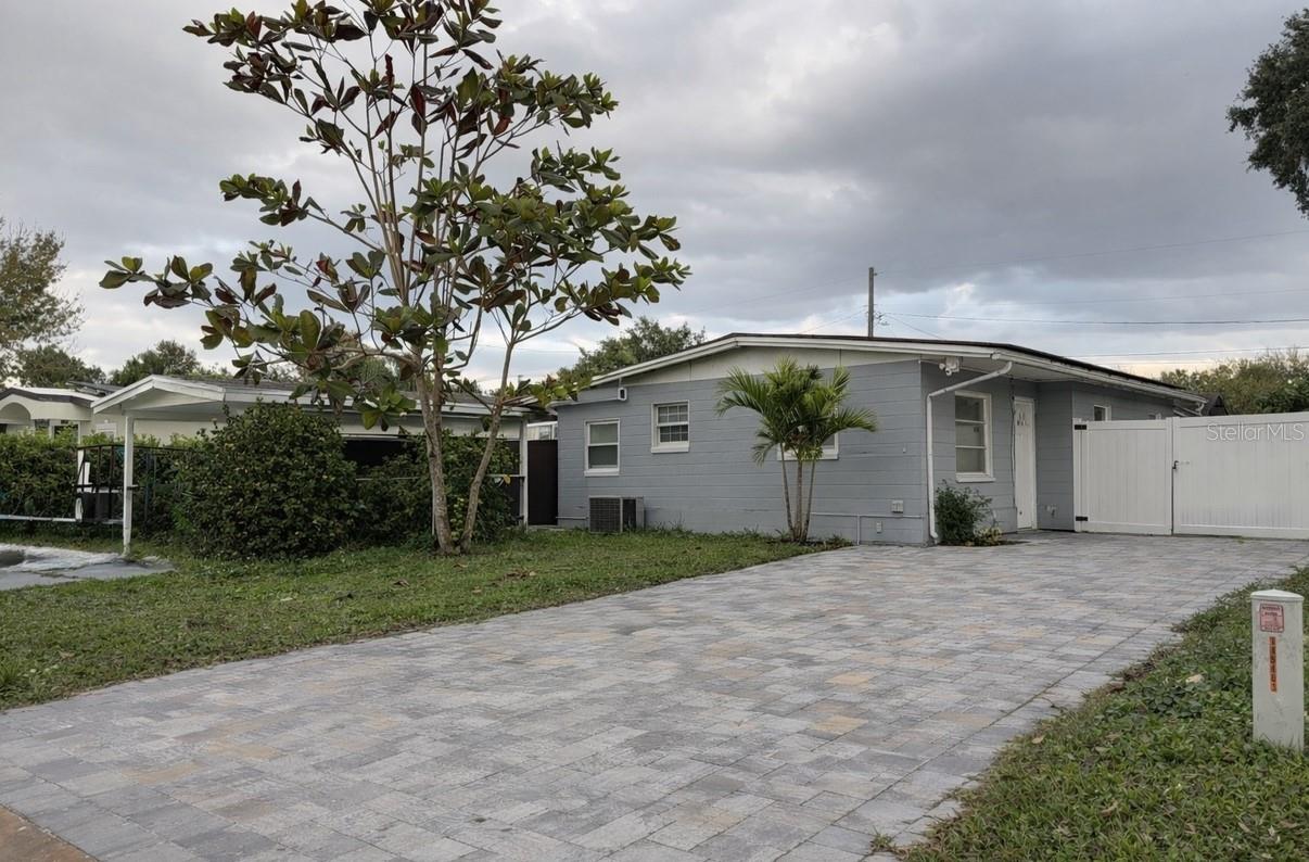 2615 N Beaumont Ave, Kissimmee, FL 34741 photo