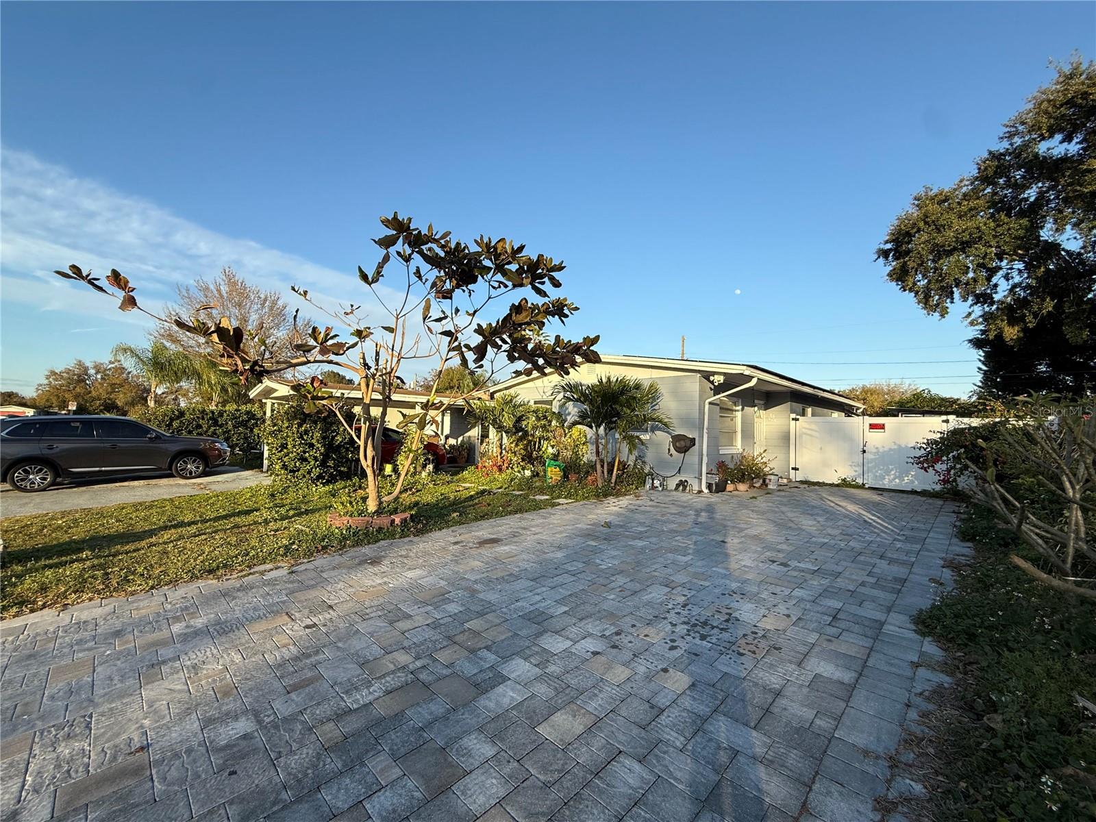 2615 N Beaumont Ave, Kissimmee, FL 34741 photo