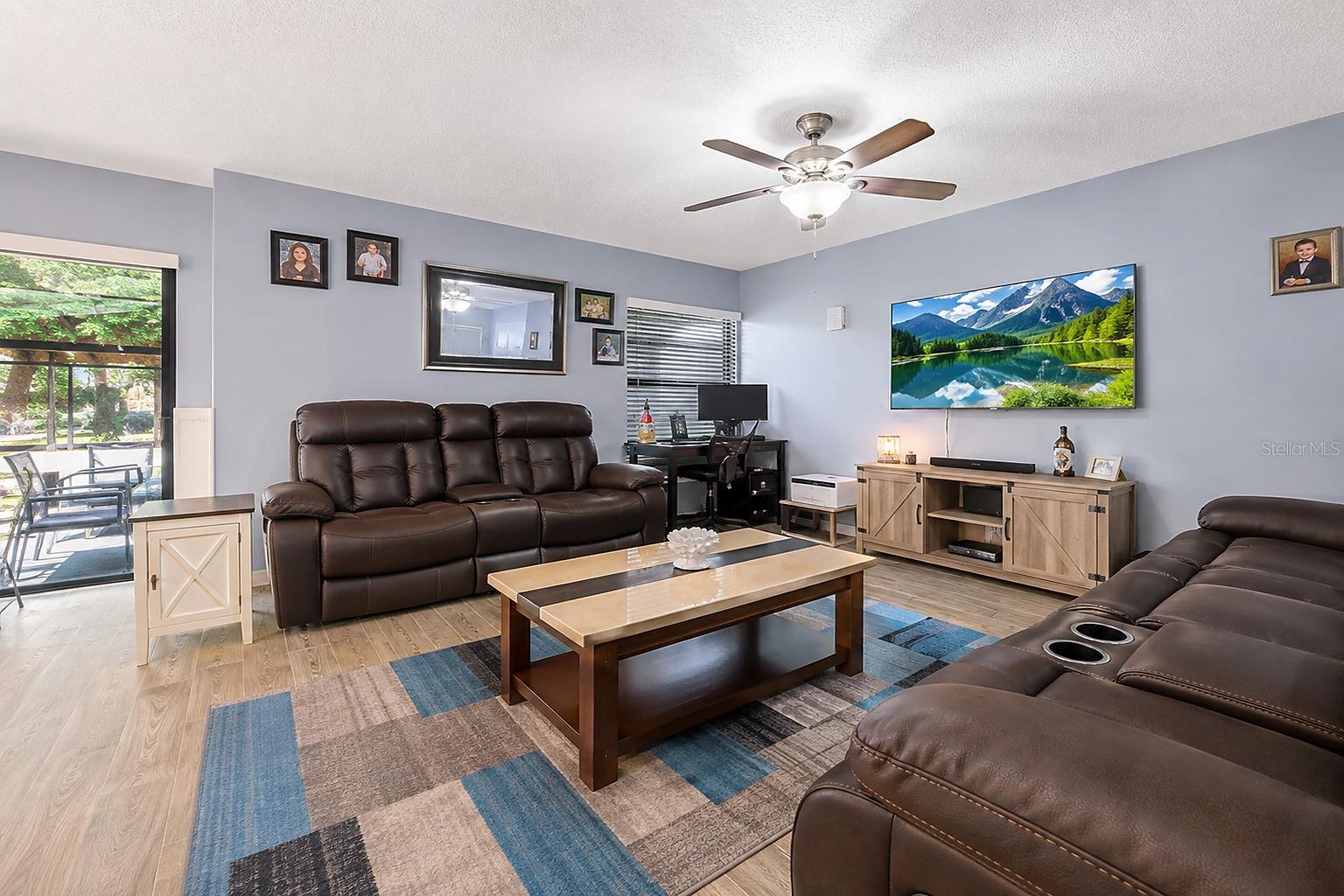803 Fairwood Ln, Clearwater, FL 33759 photo