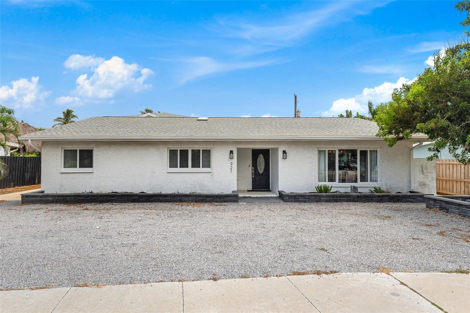 921 S Orlando Ave, Cocoa Beach, FL 32931 photo