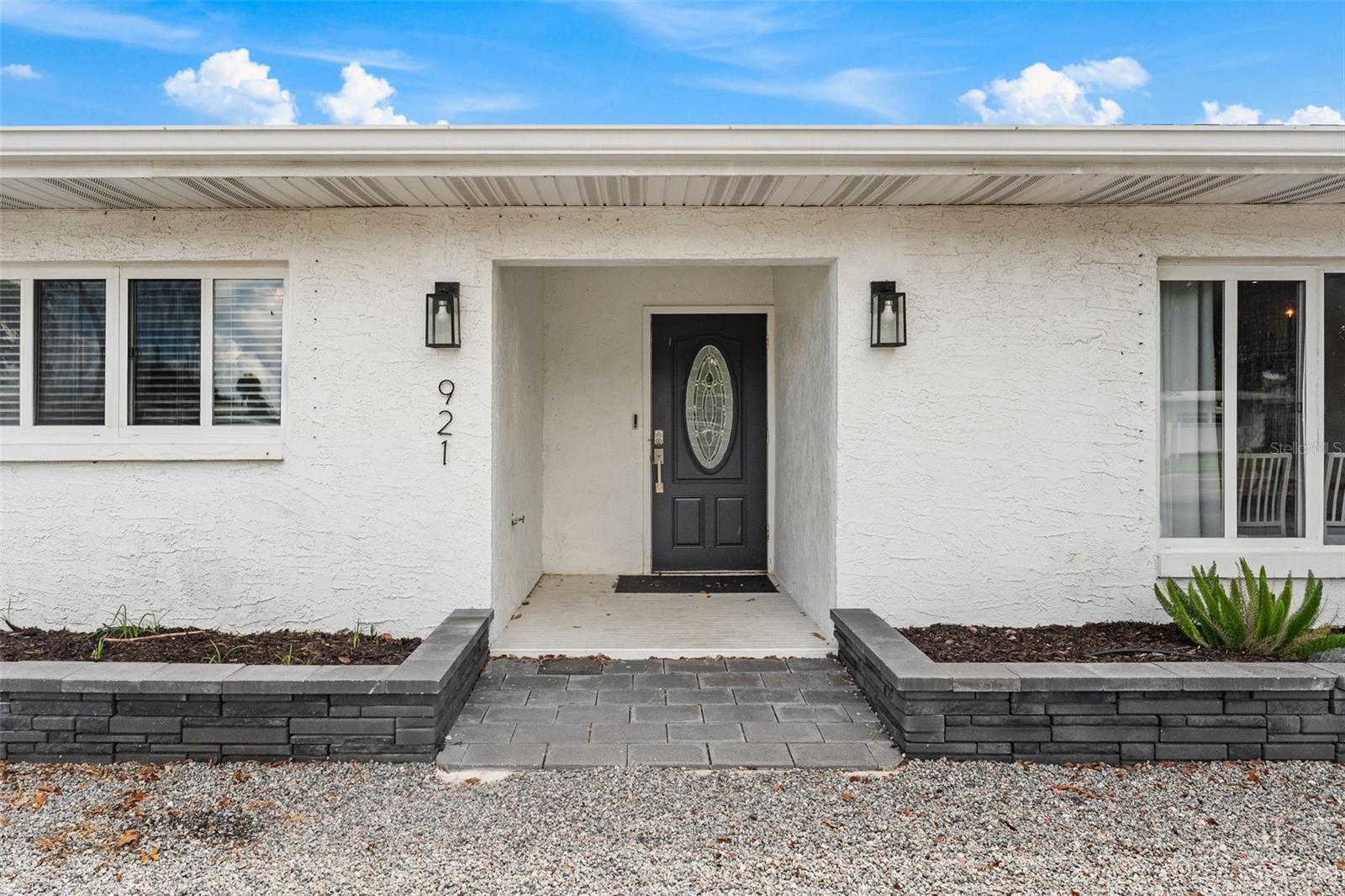 921 S Orlando Ave, Cocoa Beach, FL 32931 photo