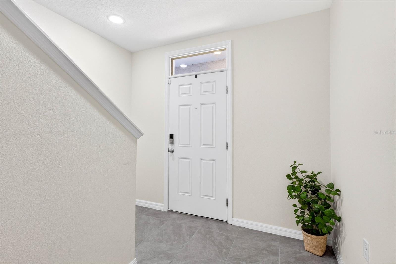35686 Sunflower Hill Dr, Zephyrhills, FL 33541 photo